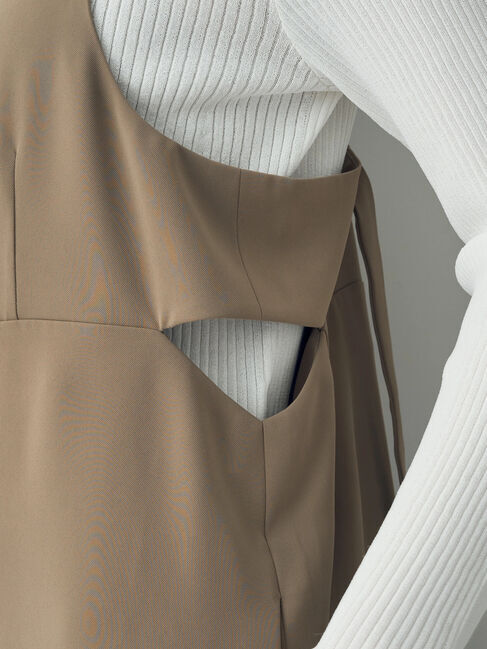 YECCA VECCA「サイドカットアウトキャミワンピース」|ワンピース|