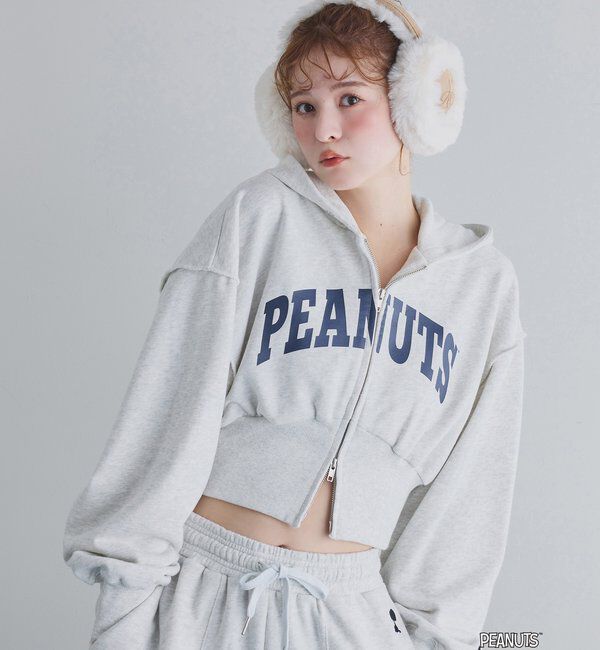  「【PEANUTSコラボ】スヌーピー刺繍入りパーカー」|パーカー|オートミール