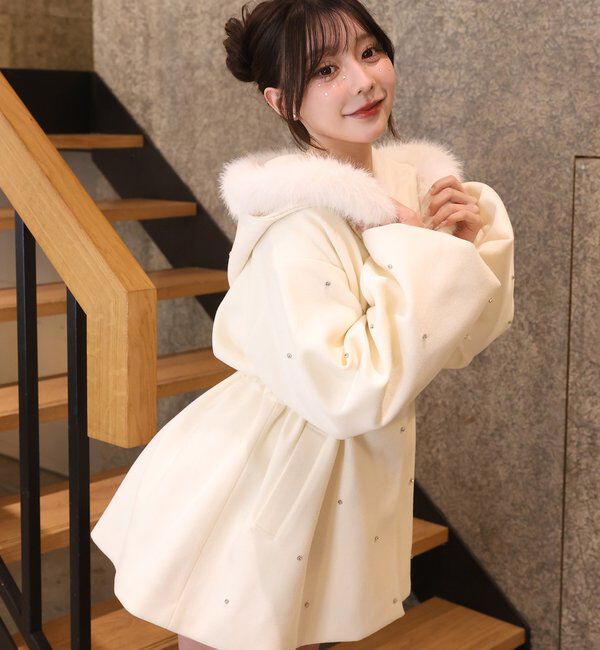 NICE CLAUP フードフェイクファービジューミドルコート 女の子コート