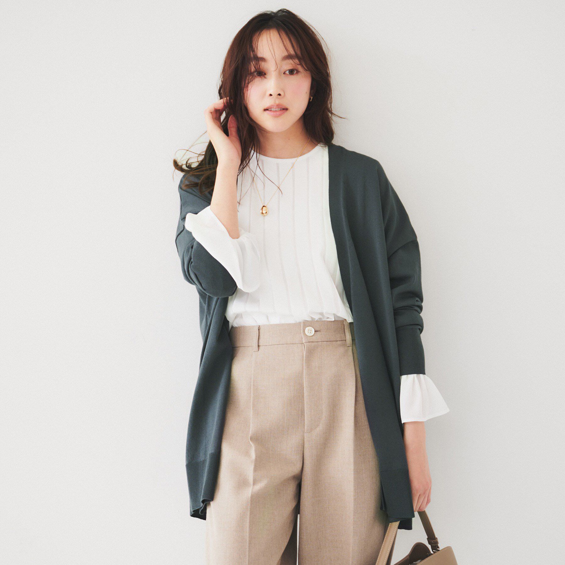 UNTITLED「ボタンレスニットカーディガン」|カーディガン|