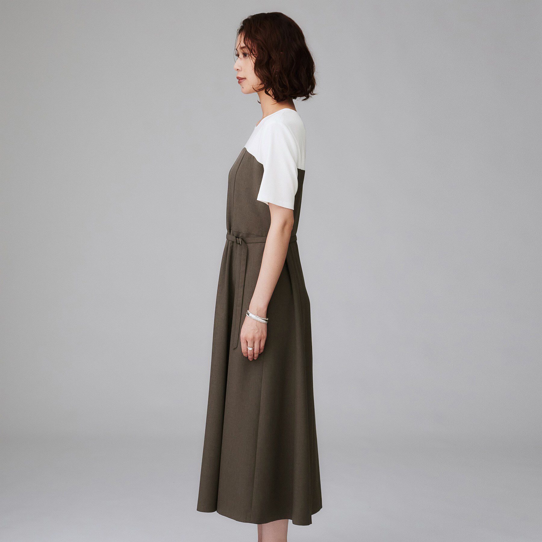 UNTITLED「【きれいめカジュアル/セミフレア】異素材ドッキングワンピース」|ワンピース|