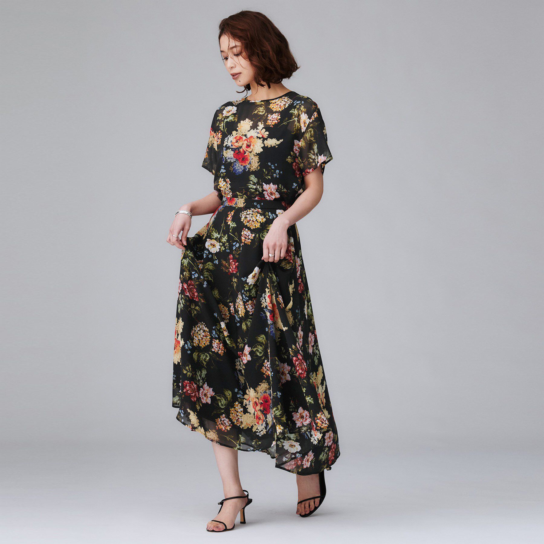 UNTITLED「【セットアップ可/シアー/洗える】アンティークフラワー柄スカート」|スカート|