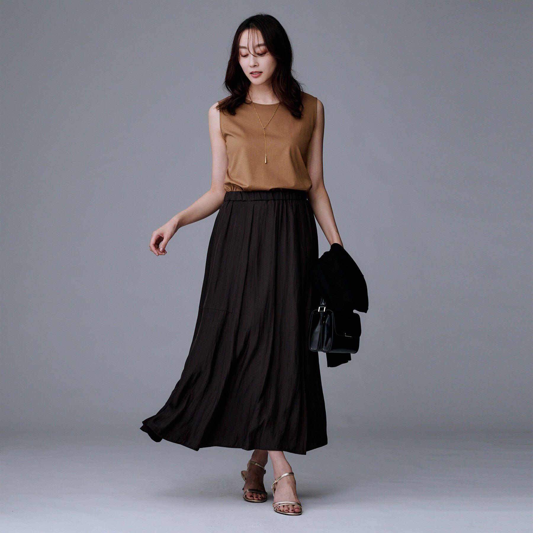 UNTITLED「【接触冷感／コットン100／洗える／丸首】ノースリーブ天竺プルオーバー」|Tシャツ・カットソー|