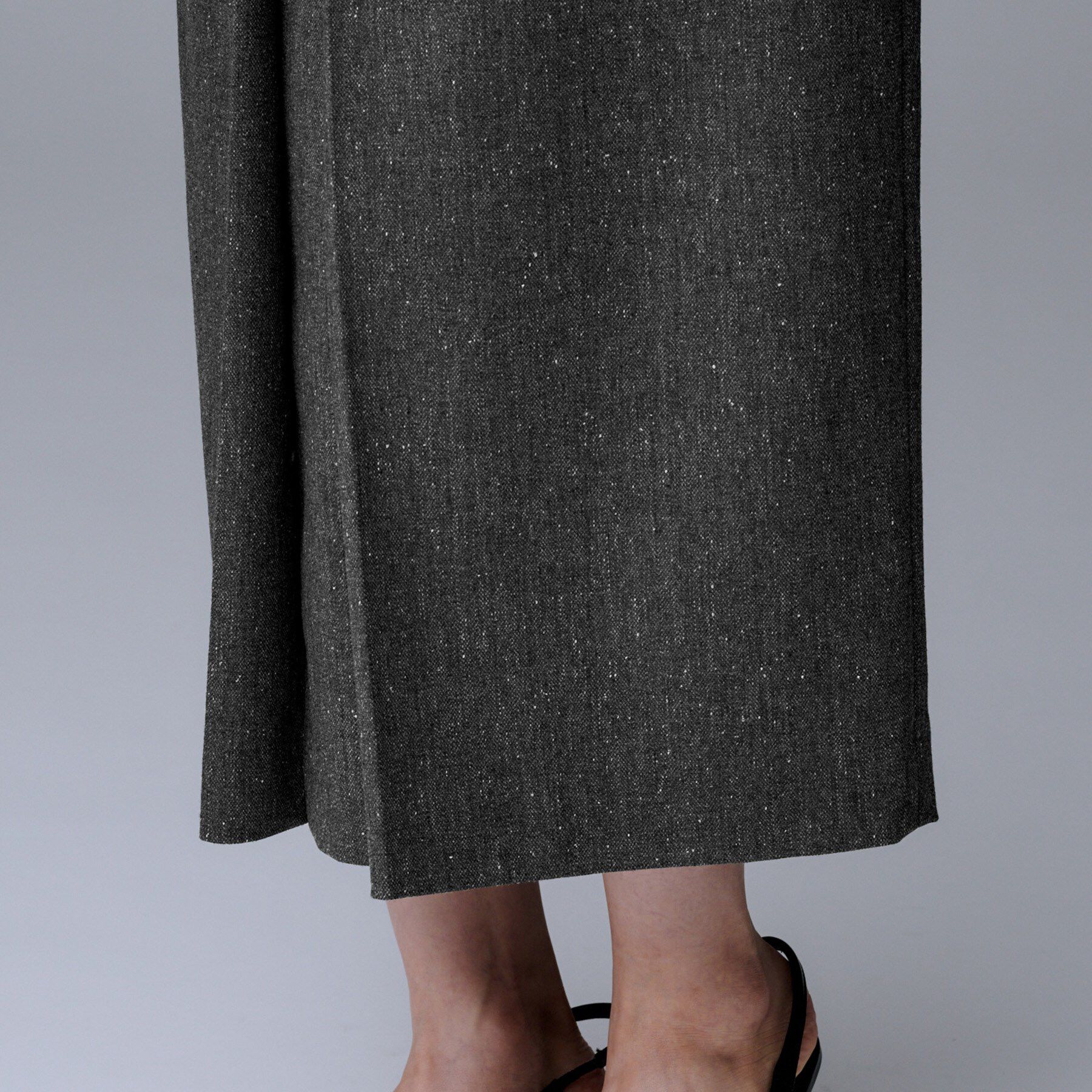 UNTITLED「【ウエスト後ろゴム/シーズンレス】シルクネップツイード ナロースカート」|スカート|