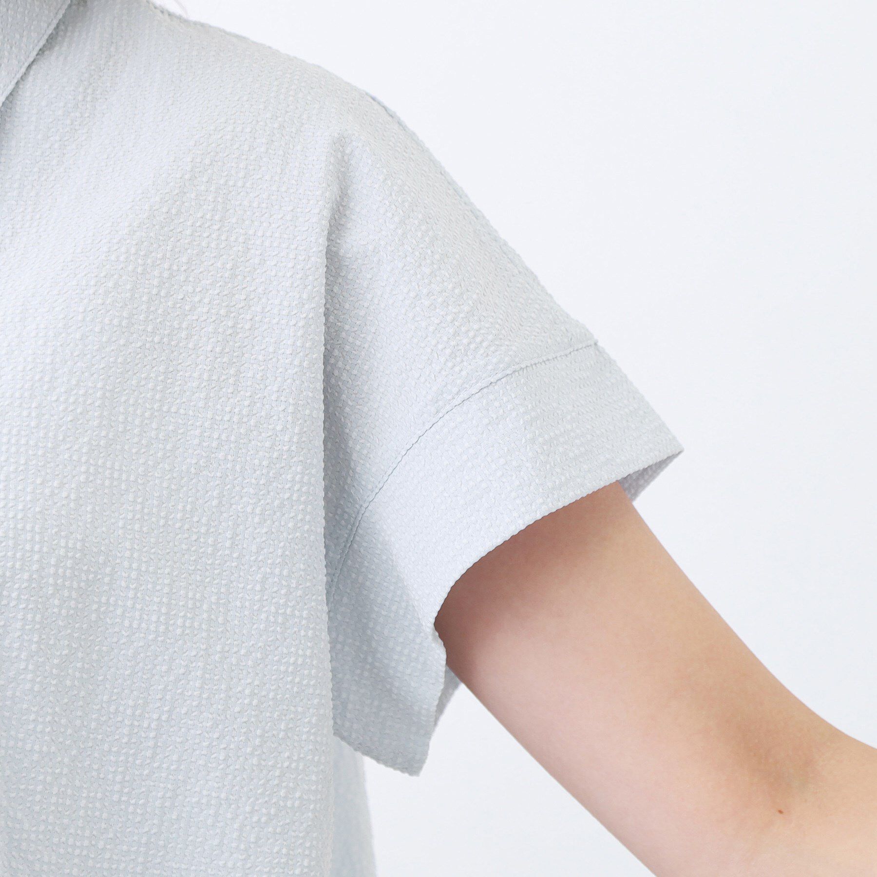 Reflect「【二の腕さりげなくカバー】シャツ衿オフボディブラウス」|シャツ・ブラウス|