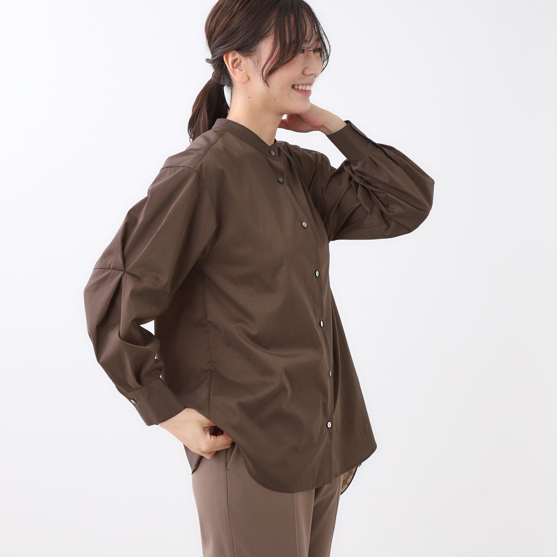 Reflect「【さらっと一枚で決まる／重ね着にもおすすめ◎】タックスリーブシャツブラウス」|シャツ・ブラウス|