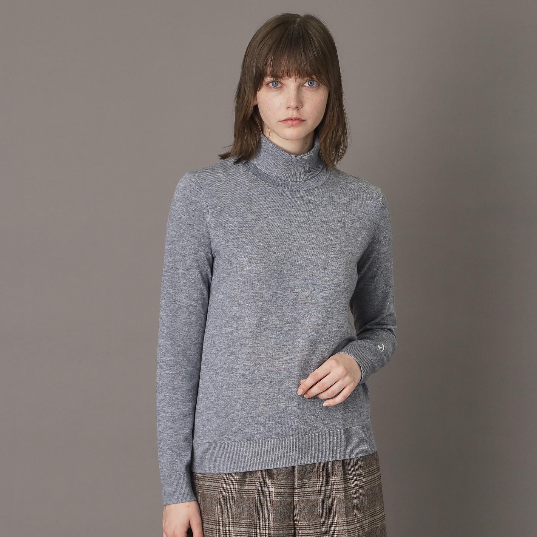 DRESSTERIOR「【CLASSY.12月号/otonaMUSE11月号掲載】ウールブレンド天竺タートルニット」|ニット・セーター|チャコールグレー(0