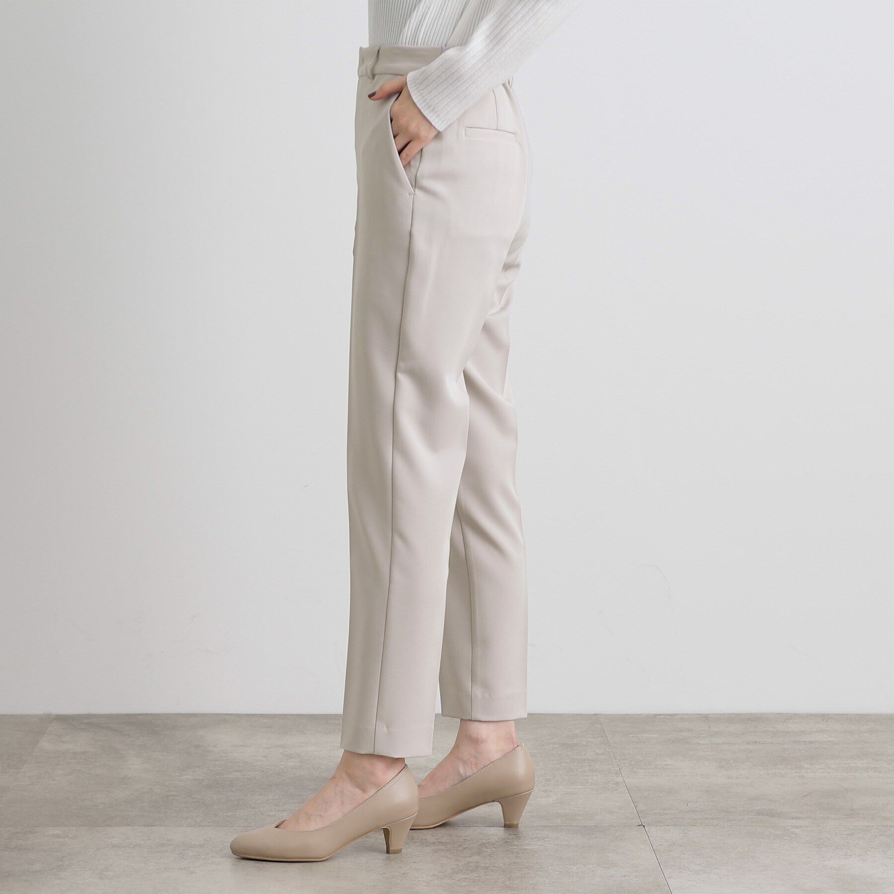 grove「しなやかストレッチ イージーケアテーパードパンツ」|その他|