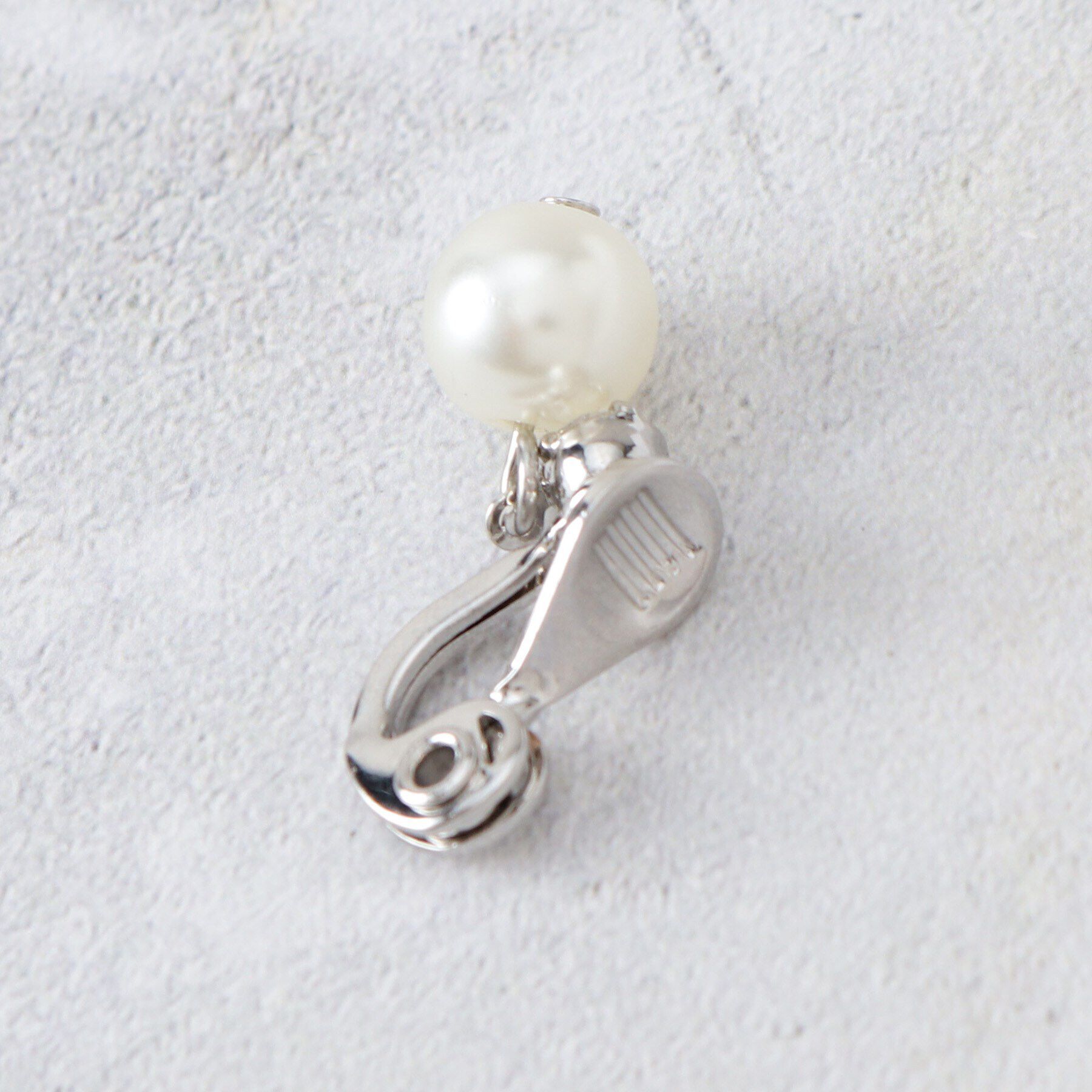 grove「痛くなりにくいビジューパール調イヤリング【入卒対応可】」|イヤリング|