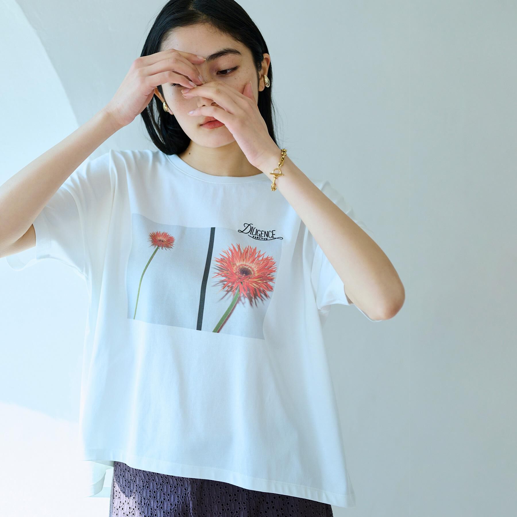 grove「【コラボITEM】DILIGENCE PARLOUR フォトフレアTシャツ」|Tシャツ・カットソー|