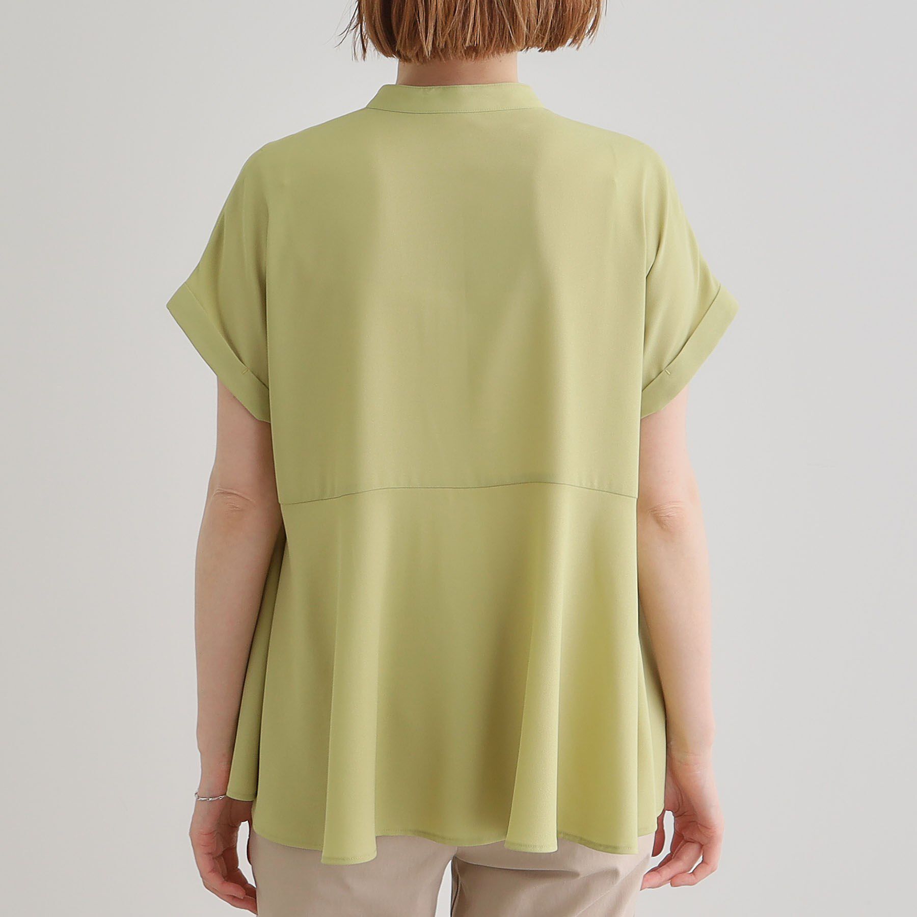 grove「きちんと感もこなれ感も1枚で叶う　優秀ペプラムシャツブラウス」|シャツ・ブラウス|