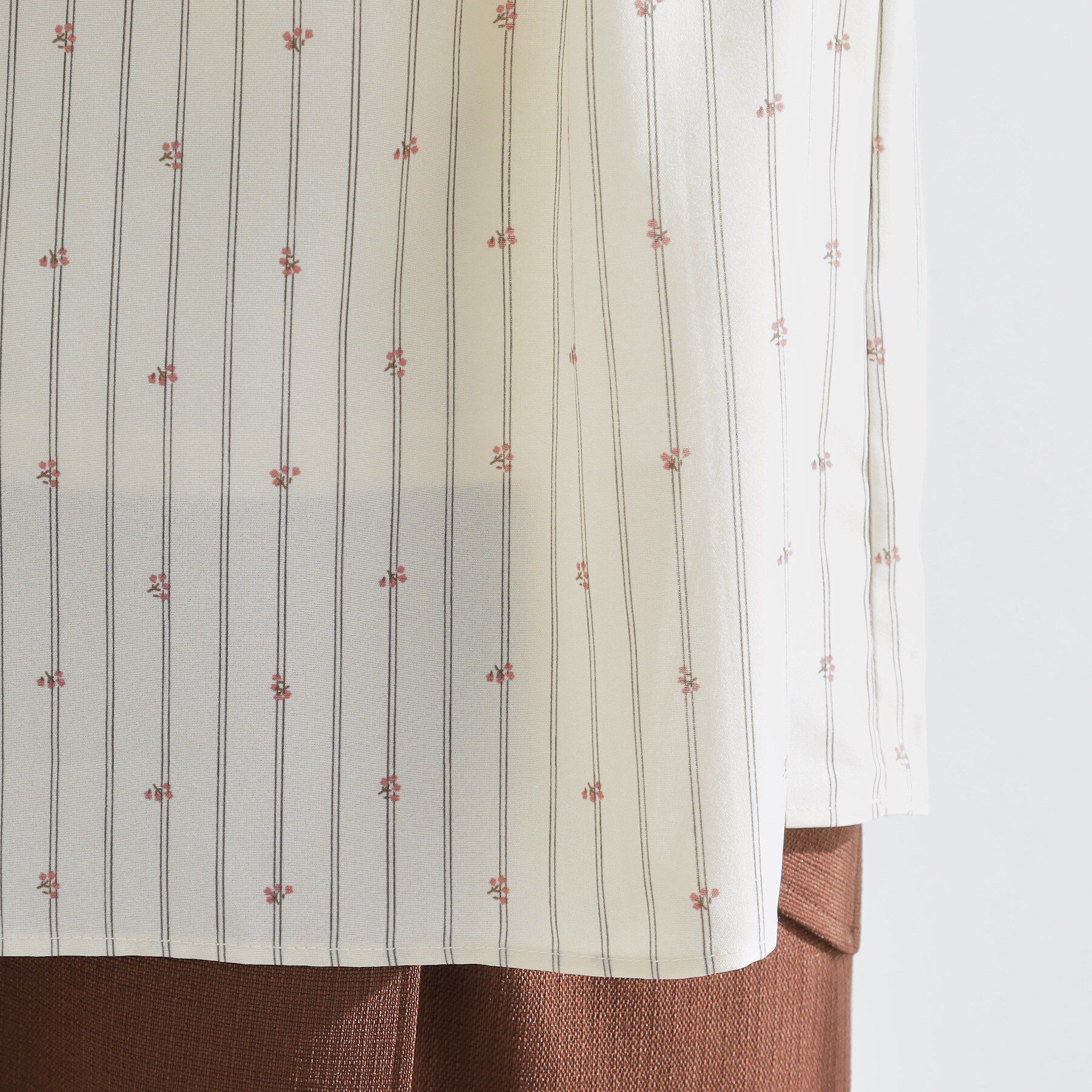 grove「【お仕事/二の腕カバー】パール調使いが華やか 上品ボウタイブラウス」|シャツ・ブラウス|