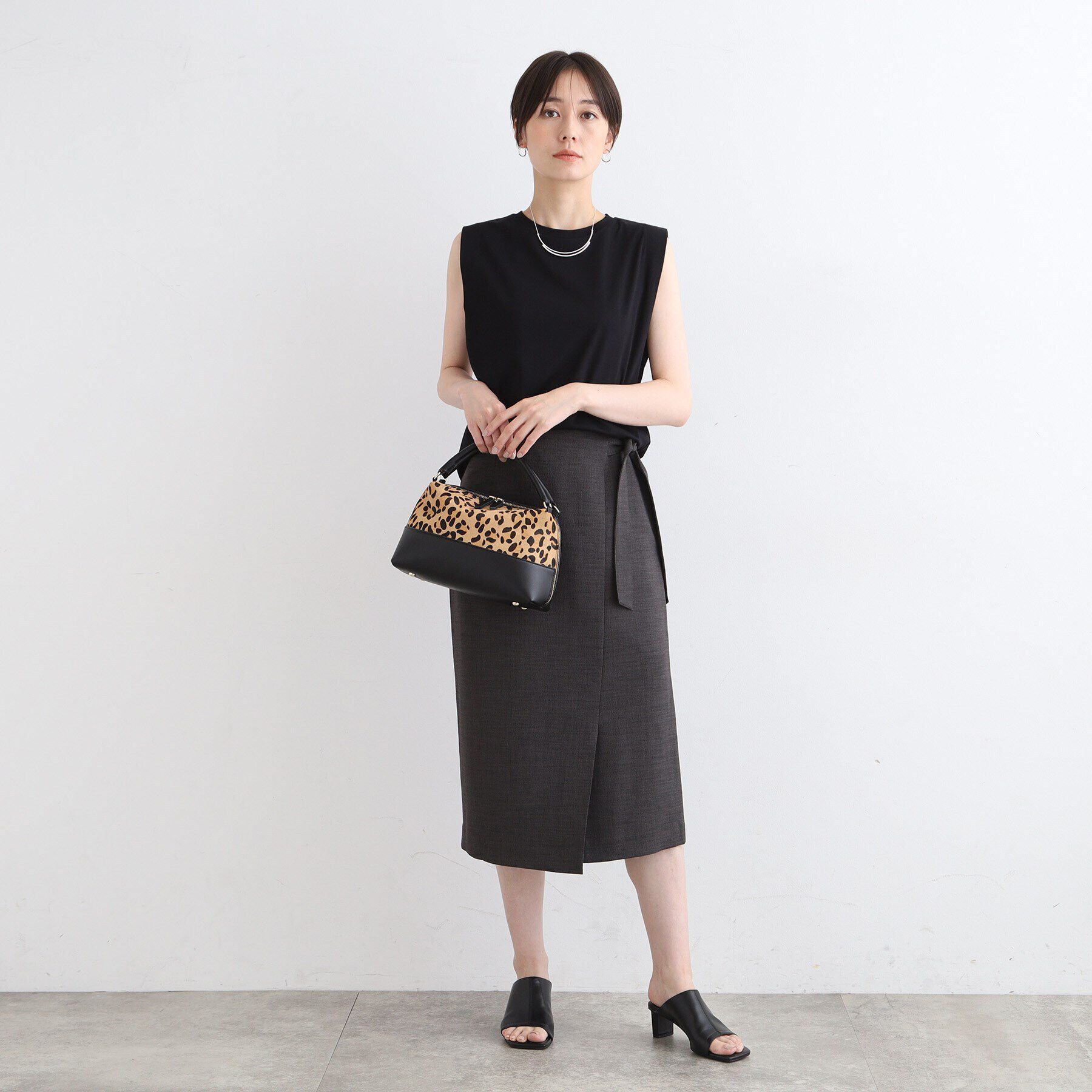 INDIVI「【洗える】タックデザインノースリーブTシャツ」|Tシャツ・カットソー|