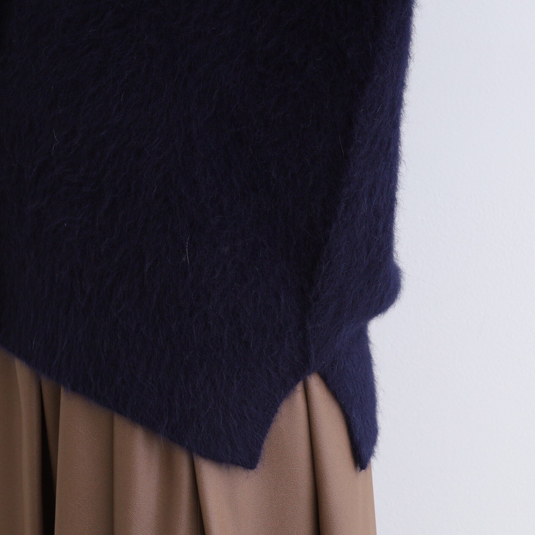 INDIVI「【フォックス混】ヘアリーゆるニットカーディガン」|カーディガン|