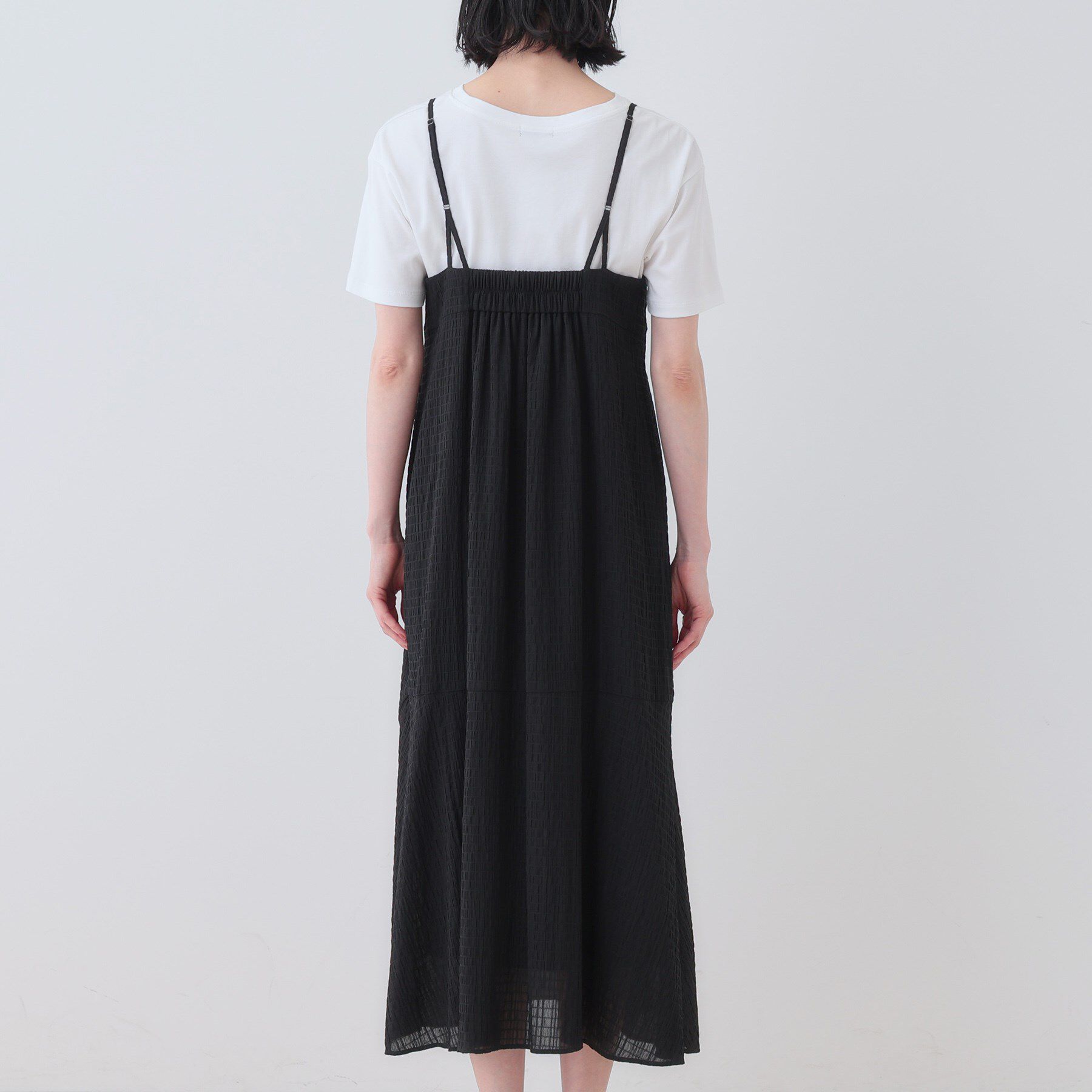 INDIVI「【洗える／凹凸素材】シャーリング調素材キャミワンピース」|ワンピース|