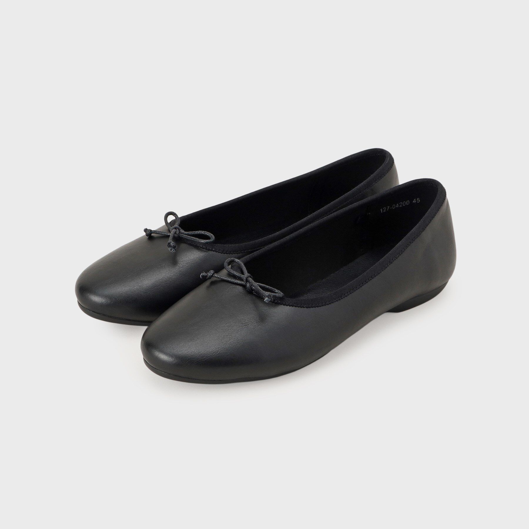 INDIVI「スゴラク バレーシューズ」|その他|ブラック(019)