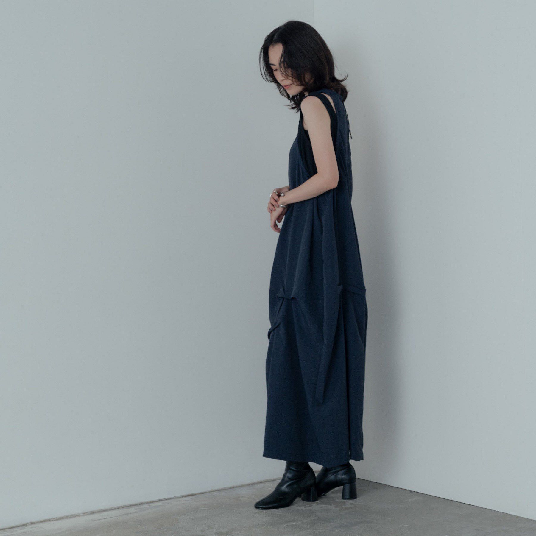 GALLEST「イレギュラータックナイロンワンピース」|ワンピース|