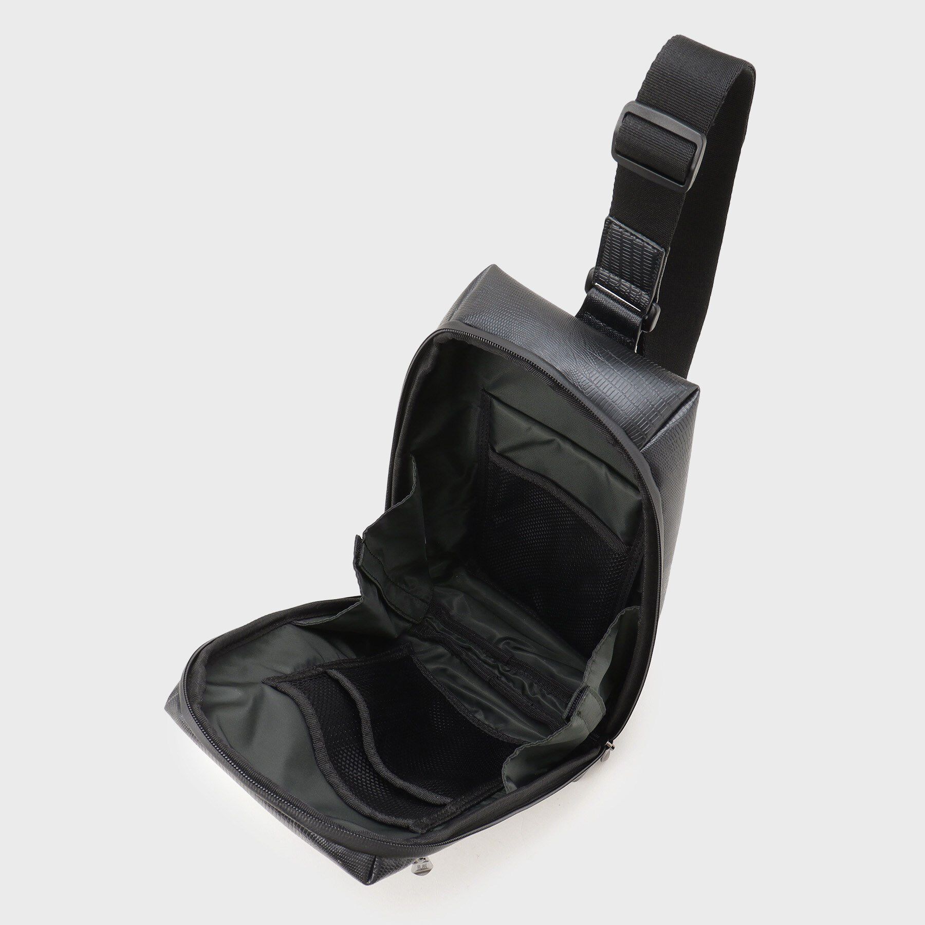 TAKEO KIKUCHI「【撥水】ライトウェイト ボディバッグ」|その他|