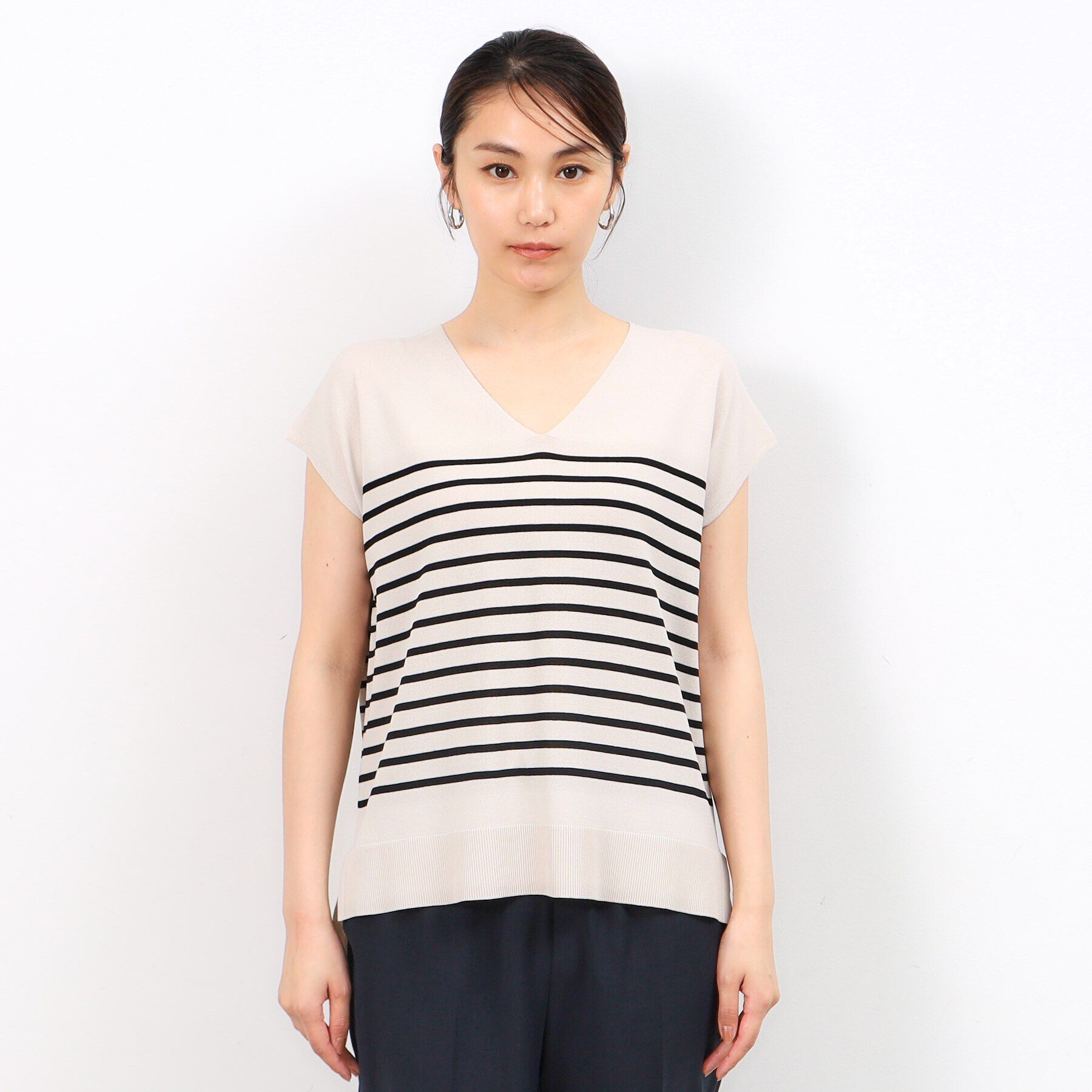 OPAQUE.CLIP「クールタッチVネックフレンチスリーブニット【UVケア/接触冷感/洗濯機洗い可】」|ニット・セーター|