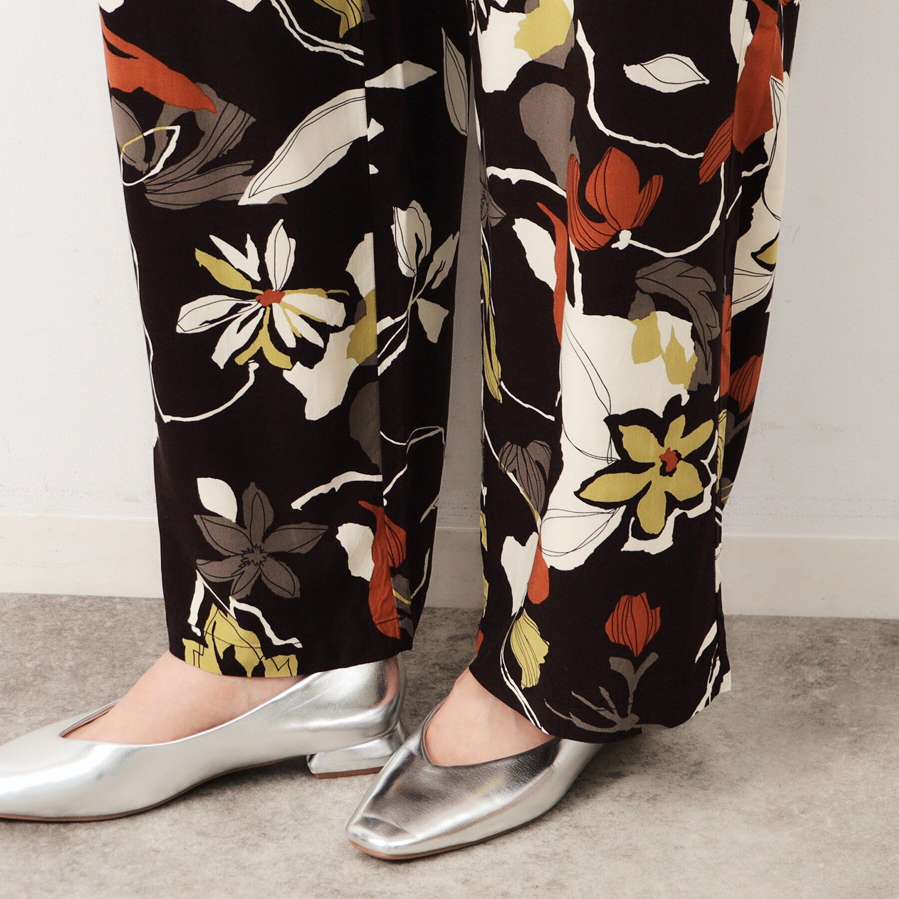 OPAQUE.CLIP「フラワービックプリントイージーパンツ【洗える】」|その他|