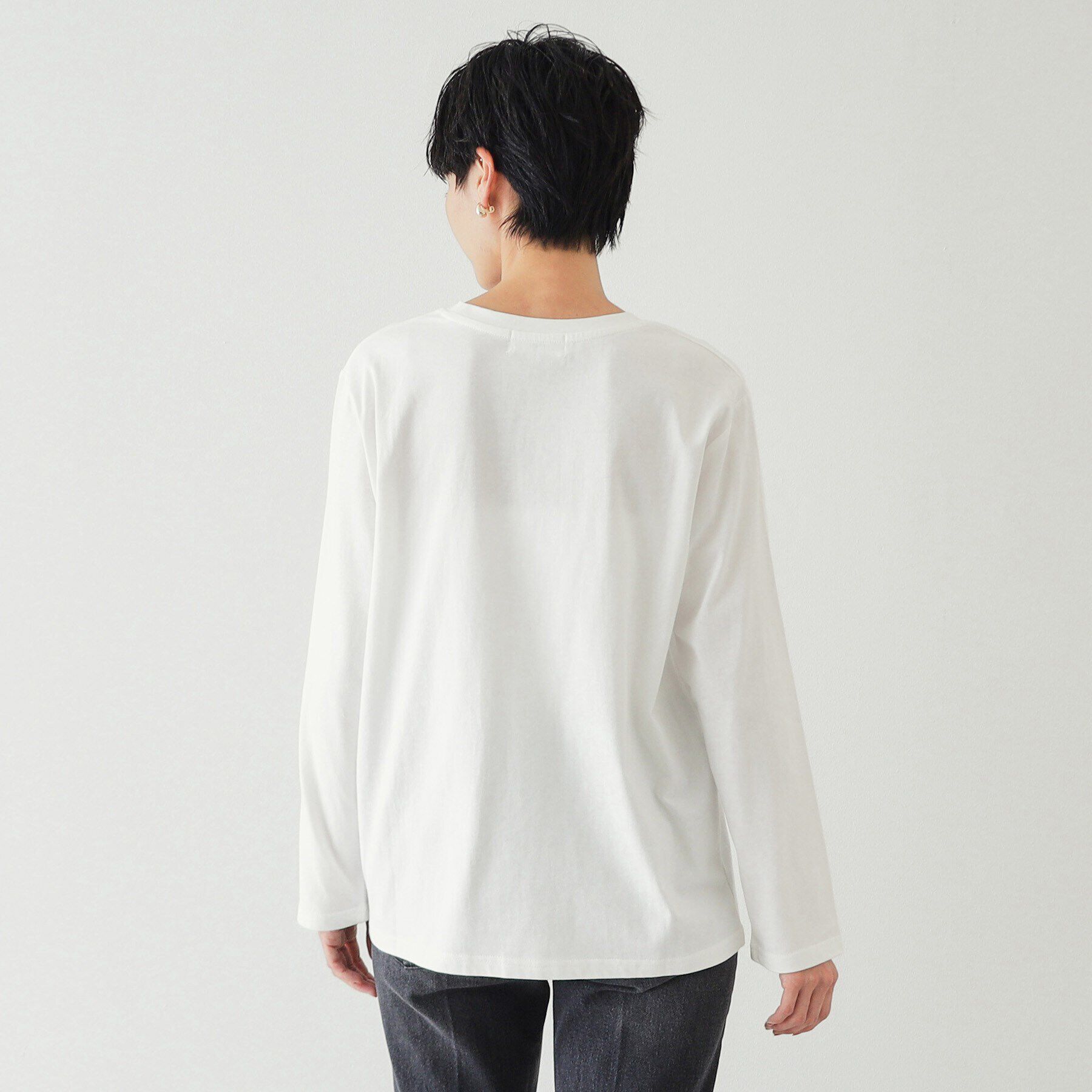 OPAQUE.CLIP「《STORY掲載》ロゴプリントロングTシャツ【洗濯機洗い可】」|Tシャツ・カットソー|