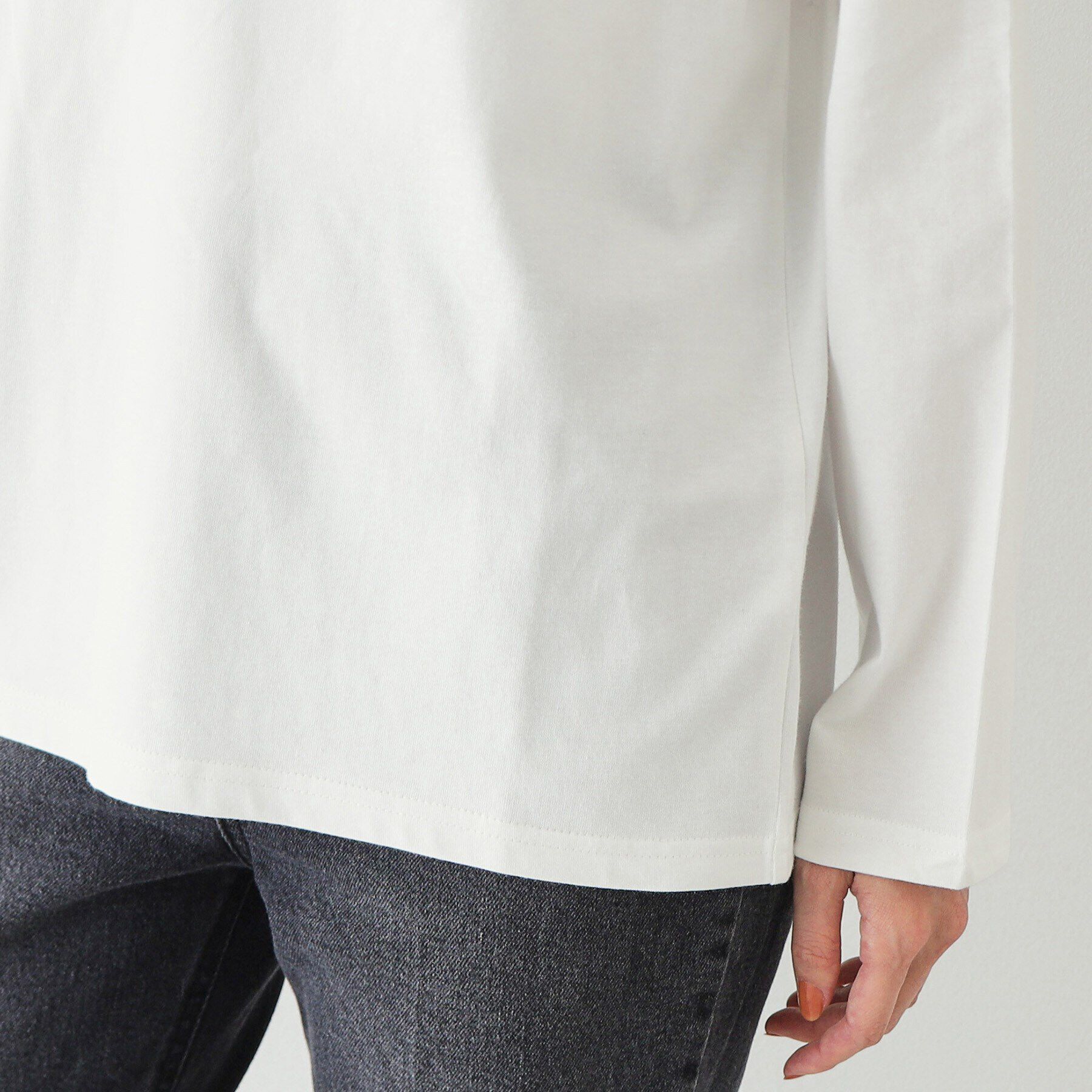 OPAQUE.CLIP「《STORY掲載》ロゴプリントロングTシャツ【洗濯機洗い可】」|Tシャツ・カットソー|