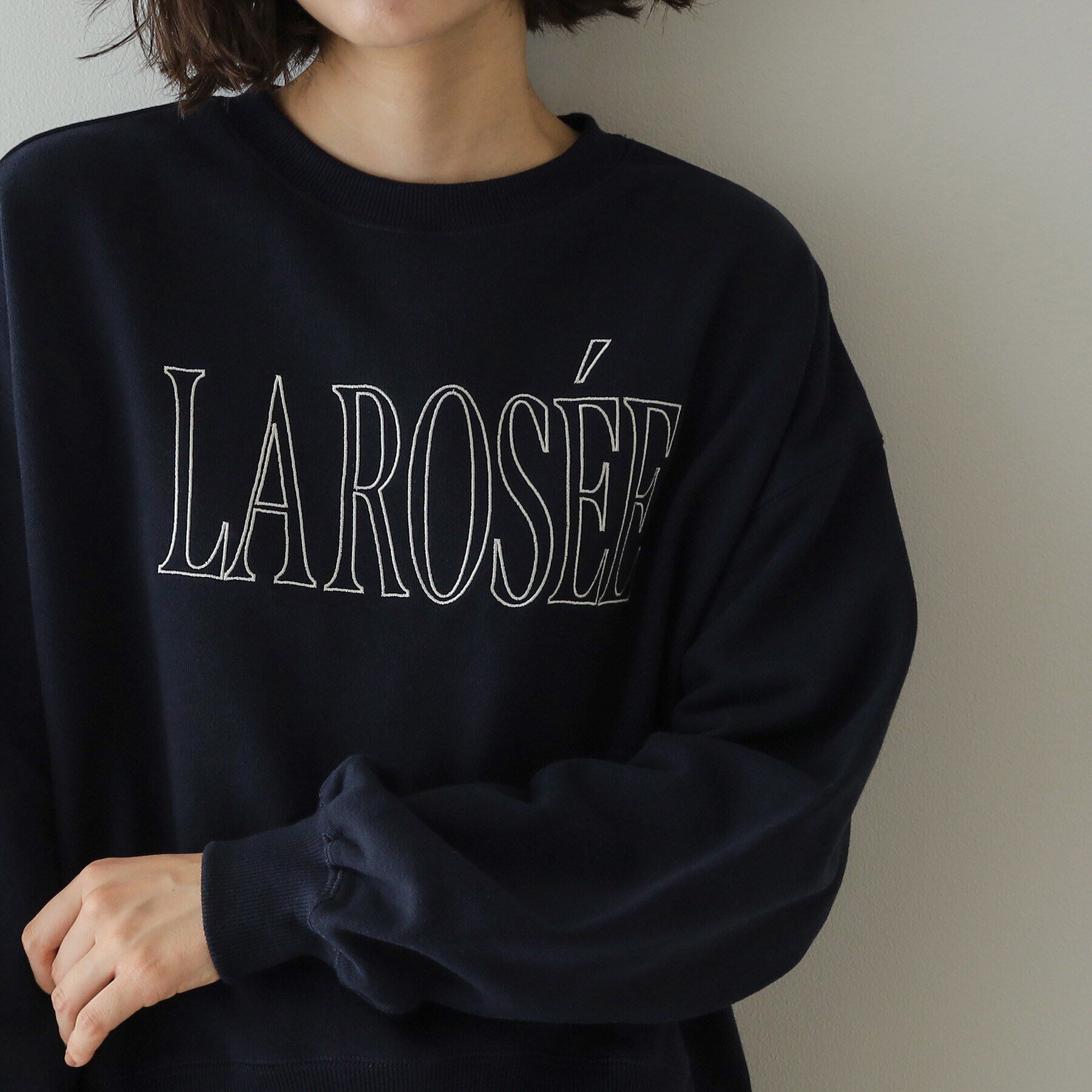 OPAQUE.CLIP「《美人百花掲載》ロゴ裏毛ショートトップス【洗濯機洗い可】」|Tシャツ・カットソー|