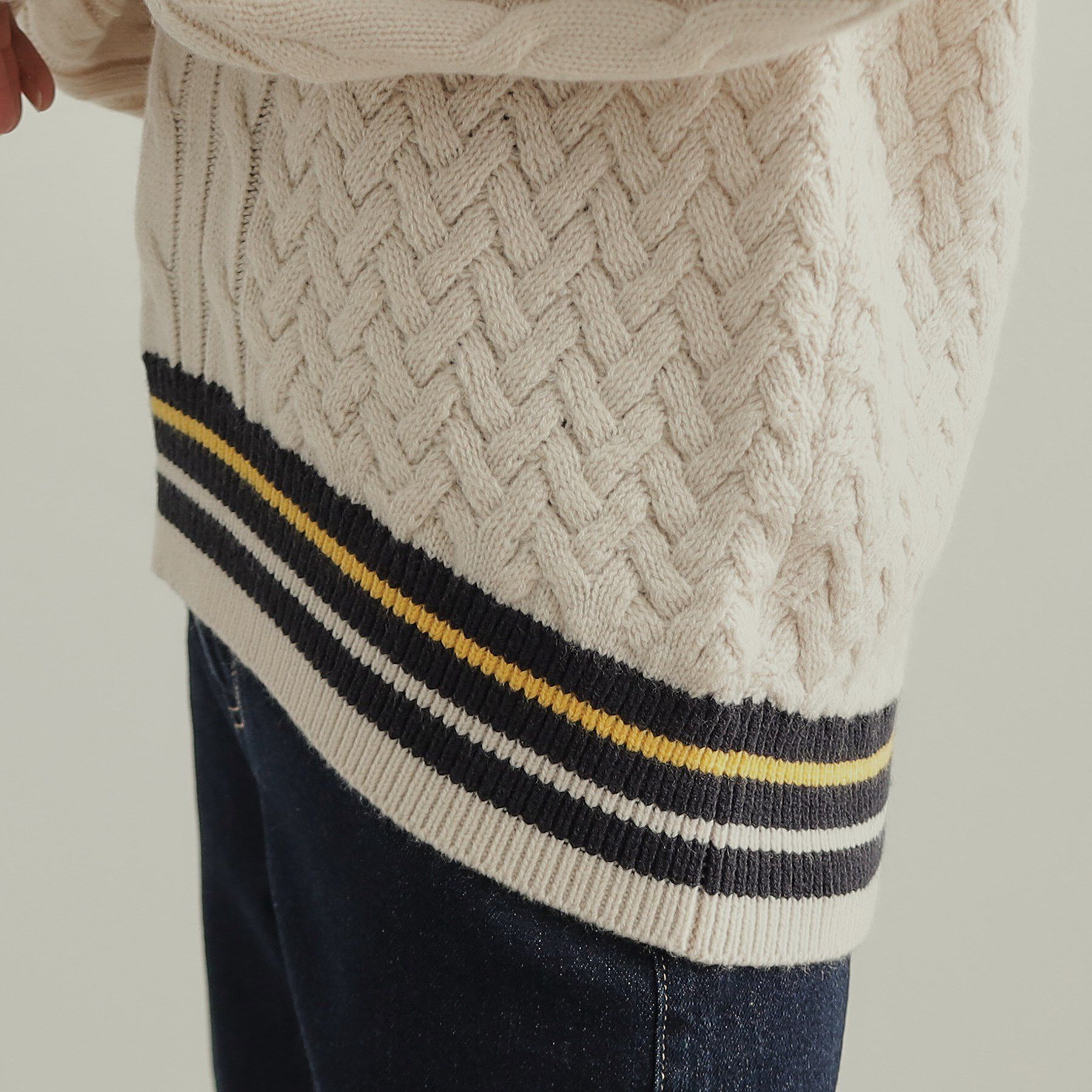 OPAQUE.CLIP「配色ラインチルデンVネックニット【洗濯機洗い可】」|ニット・セーター|