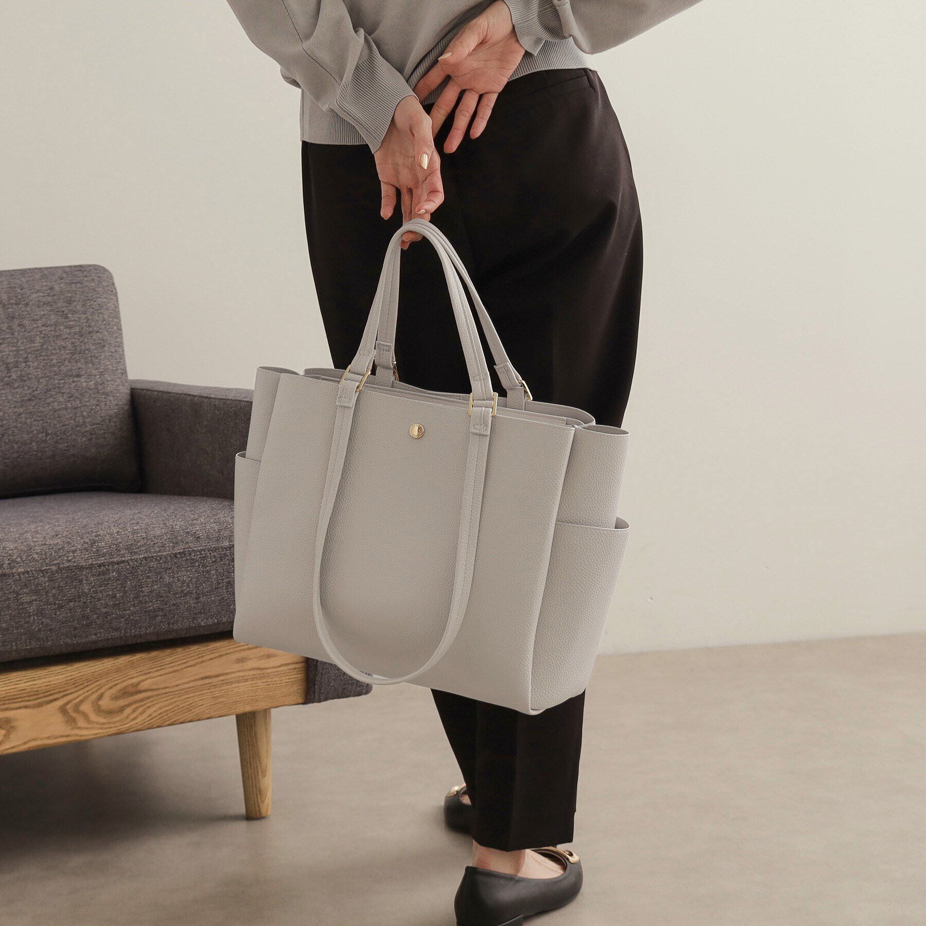 OPAQUE.CLIP「【軽量／A4サイズ対応／2WAY】シュリンク合皮大容量トートバッグ」|トートバッグ|