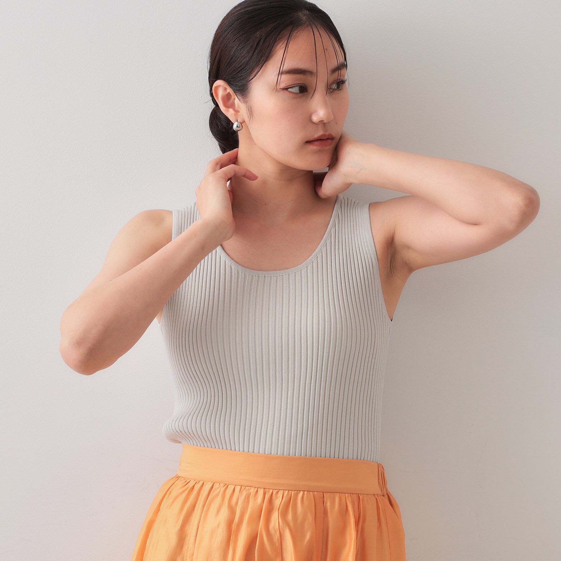 OPAQUE.CLIP「ラメニットタンクトップ【洗濯機洗い可／抗ピル】」|キャミソール|ライトグレー(611