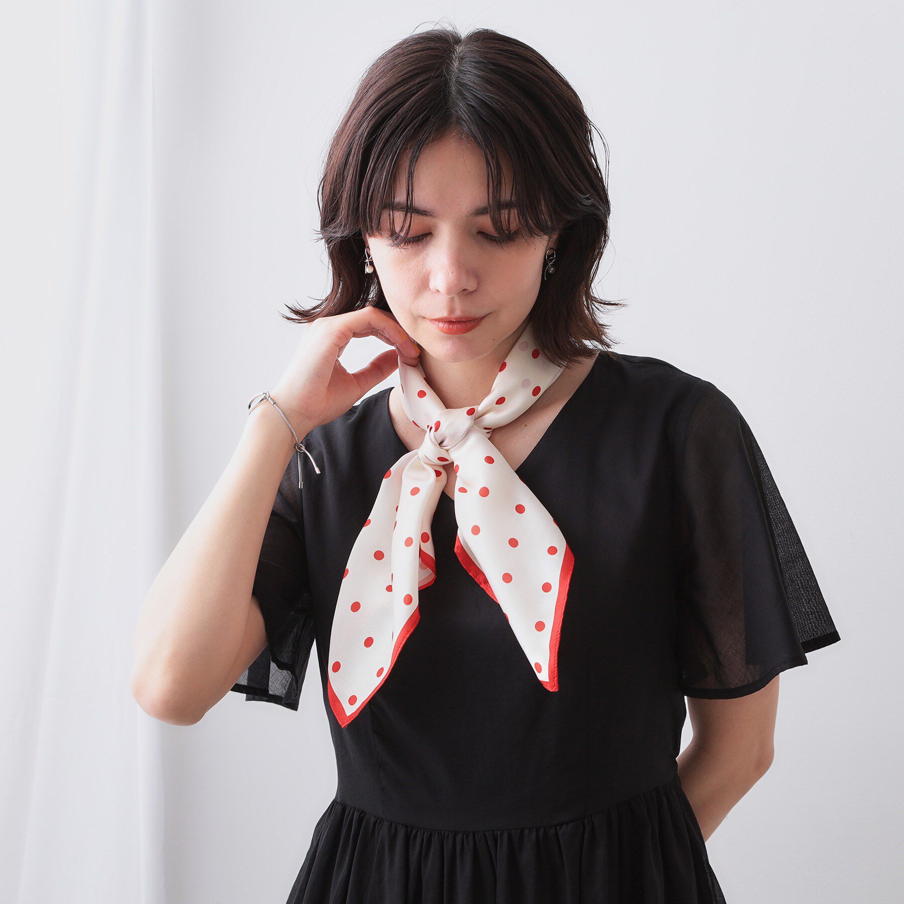 OPAQUE.CLIP「ドット柄スクエア大判スカーフ」|バンダナ・スカーフ|