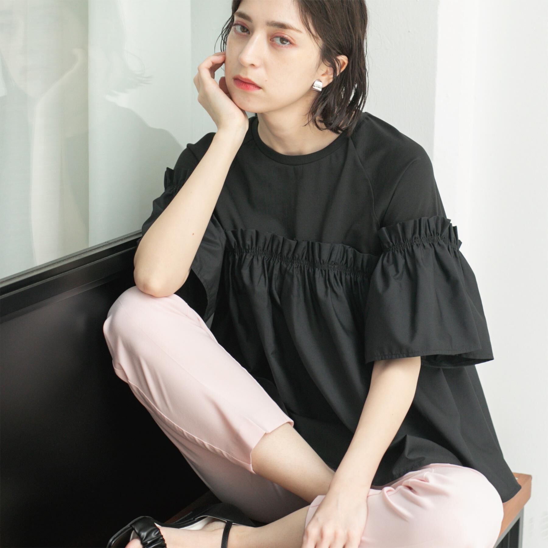 OPAQUE.CLIP「ギャザーフリルドッキングカットソー【洗濯機洗い可】」|Tシャツ・カットソー|ブラック(019)