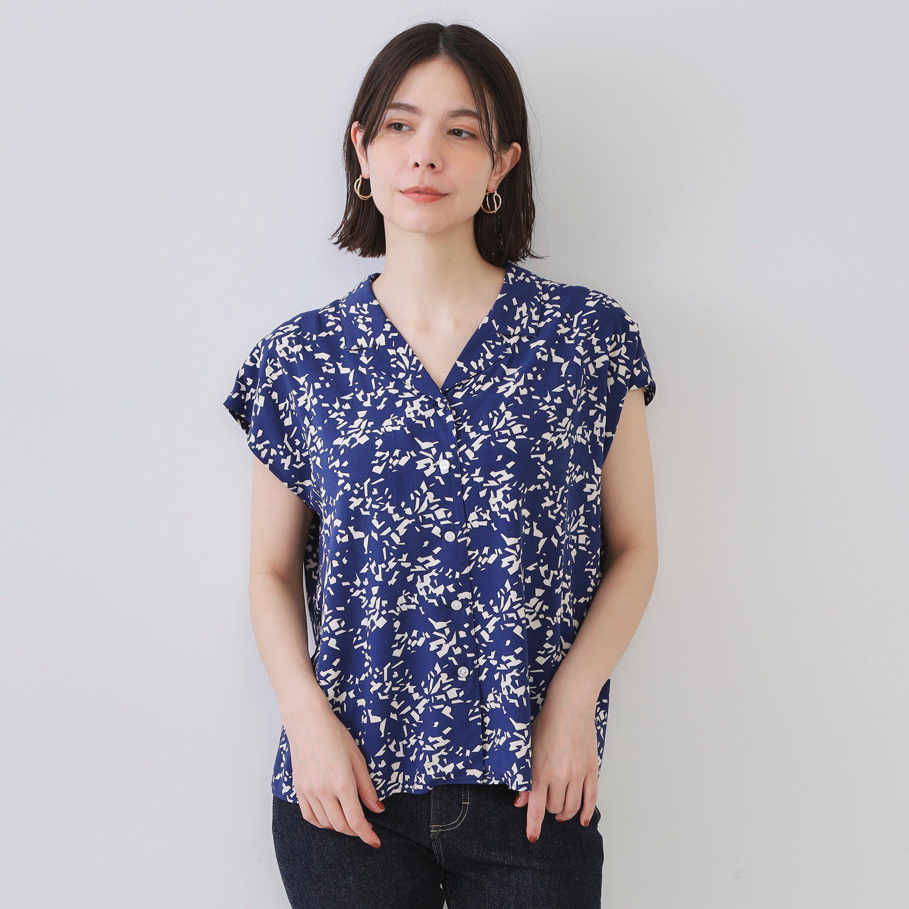 OPAQUE.CLIP「幾何柄プリントシャツ/セットアップ対応【洗える】」|シャツ・ブラウス|