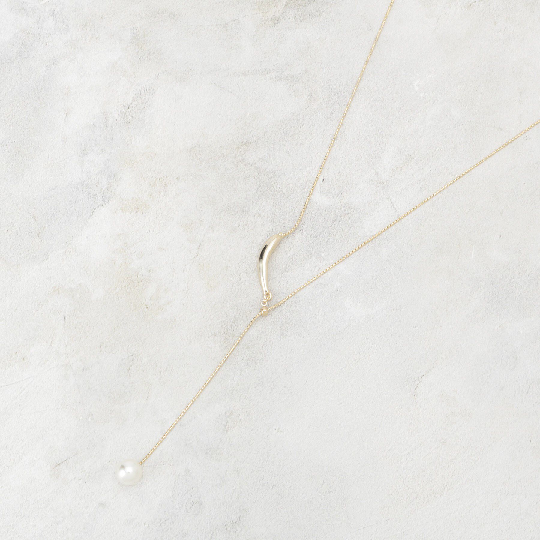 OPAQUE.CLIP「ニュアンスバー&times;フェイクパール　スライドネックレス」|ネックレス|ゴールド(007)