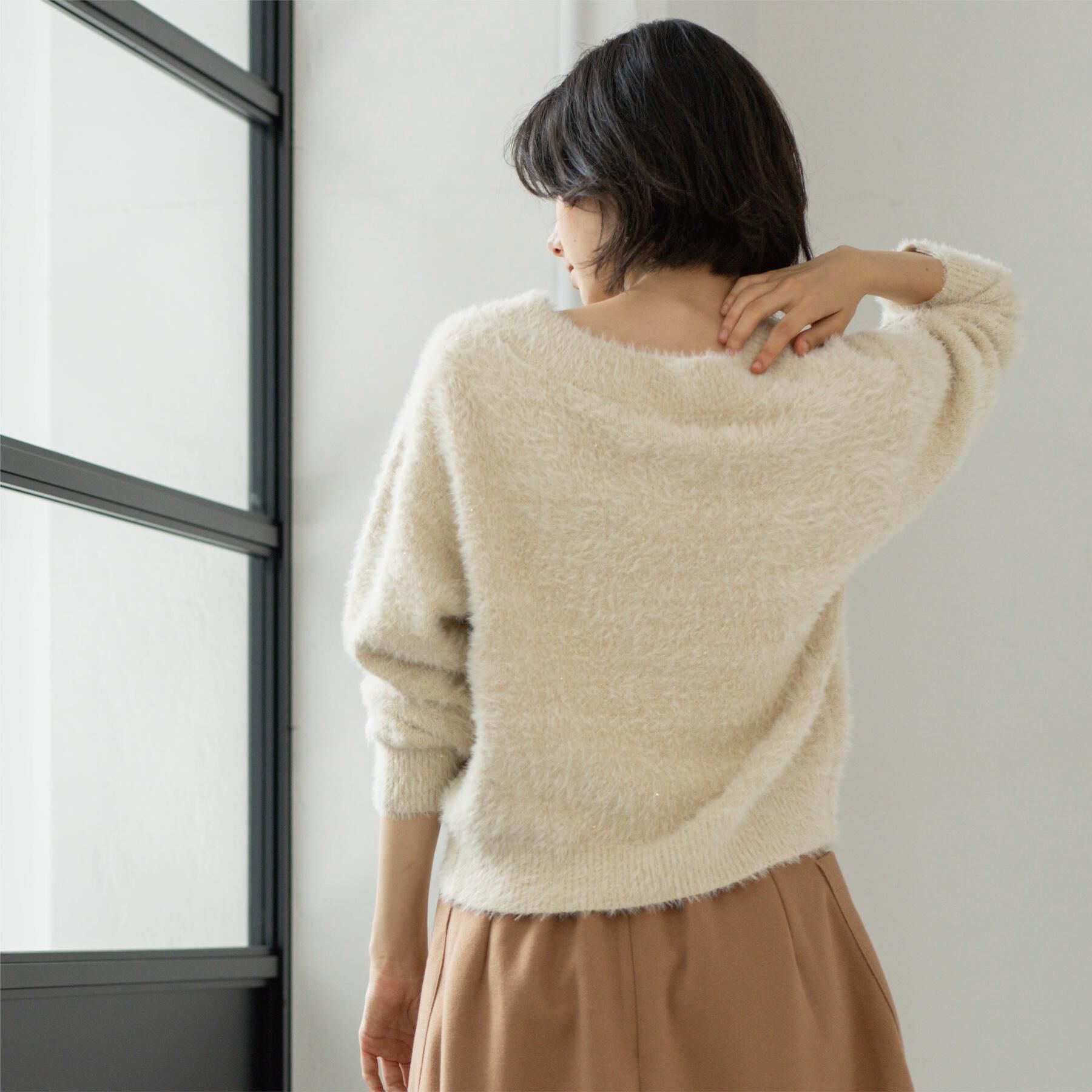 OPAQUE.CLIP「スパンコールフェザーVネックニット【洗濯機OK】」|ニット・セーター|