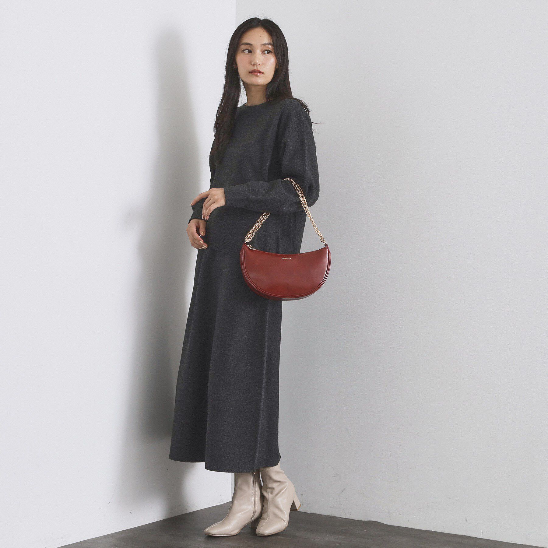 OPAQUE.CLIP「【2WAY】オイル調合皮チェーンハンドルムーンミドルバッグ」|ハンドバッグ|