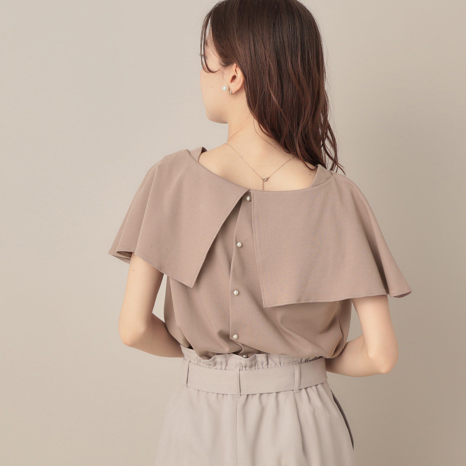 Couture broach「【マシンウォッシャブル・UVケア・接触冷感】2WAYケープデザインカットソー」|Tシャツ・カットソー|