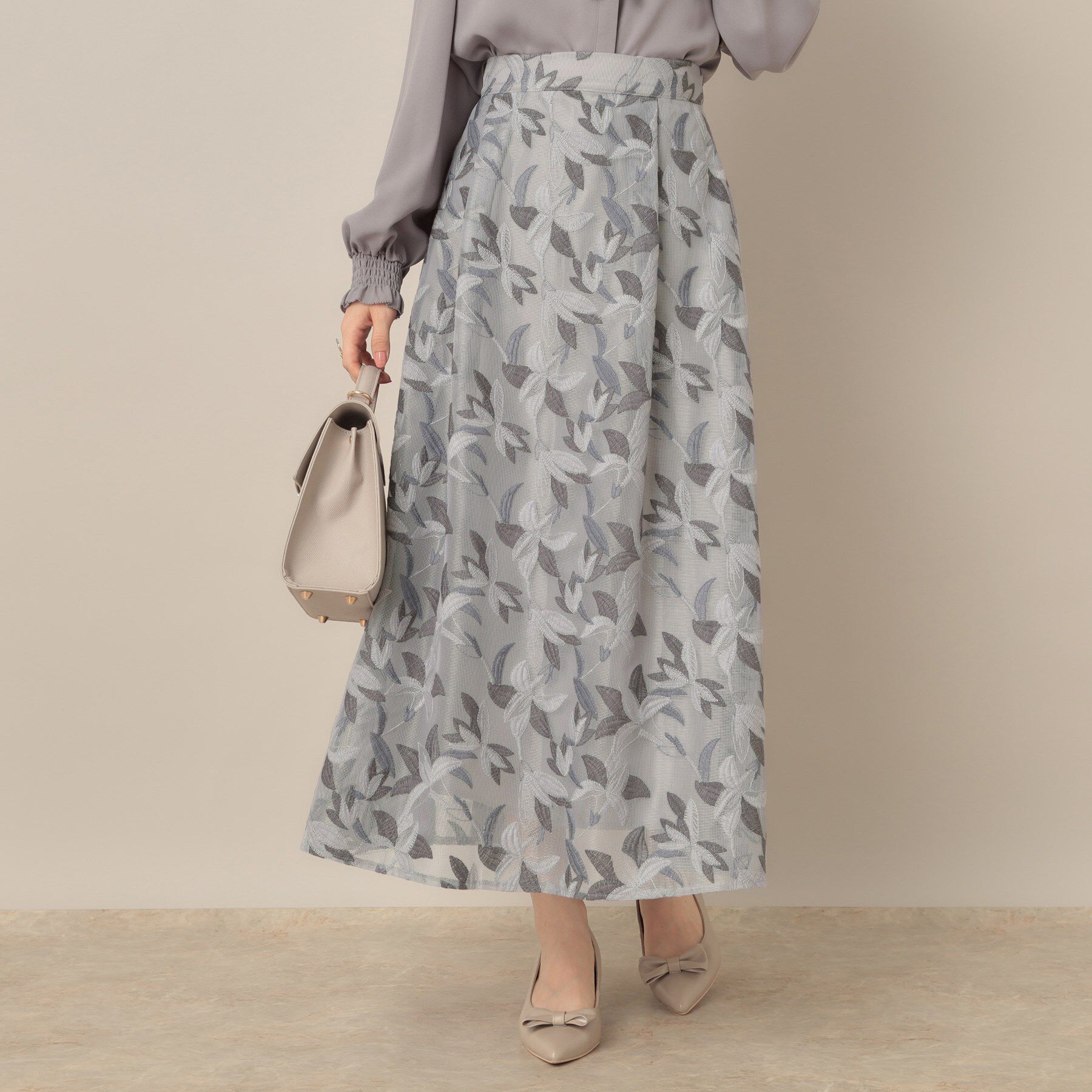 Couture broach「【花柄・きれいめ・通勤】リンドウエンブロメッシュスカート」|スカート|