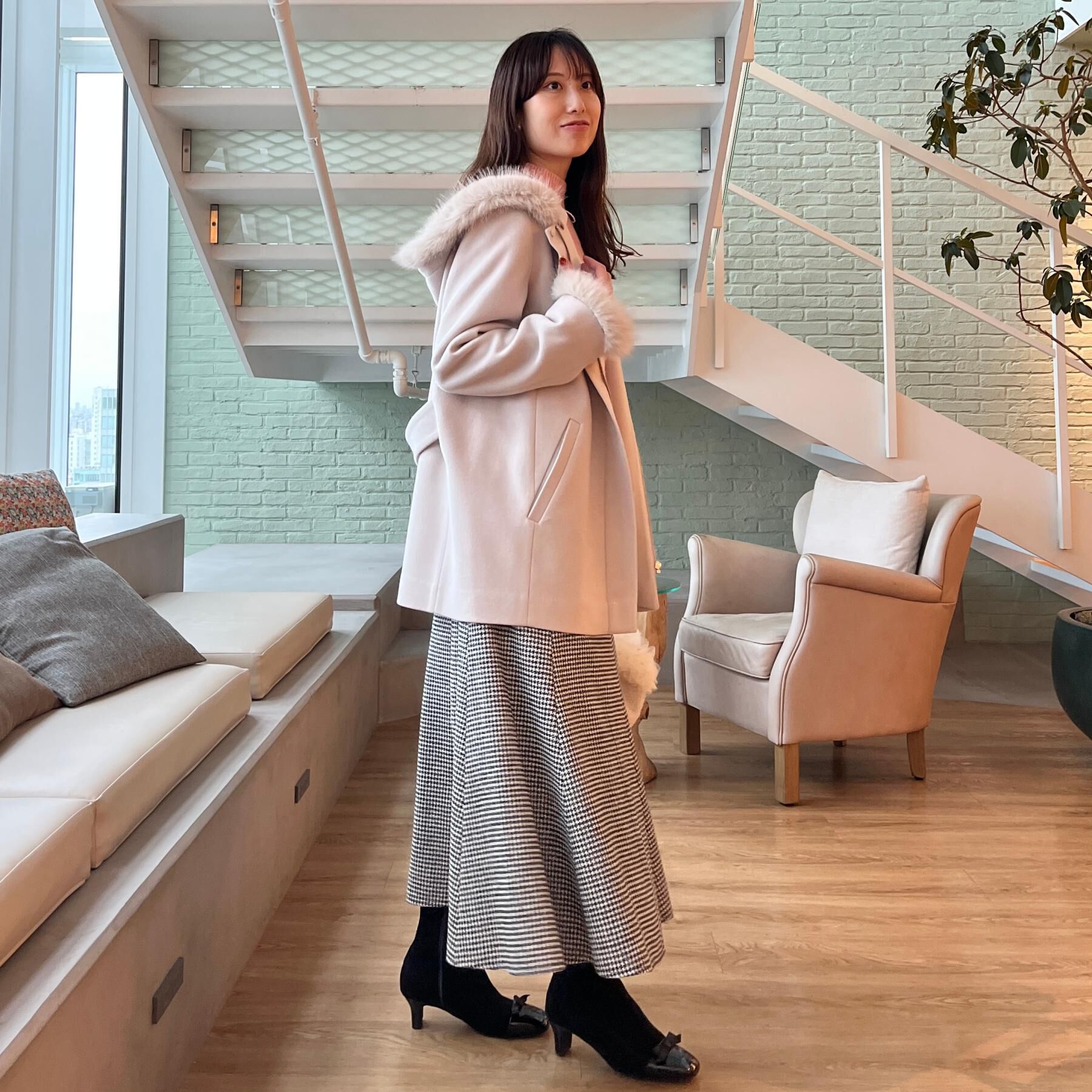 Couture broach「【大人可愛い・フード取り外し可能】フードフェイクファー ハーフ丈コート」|その他|