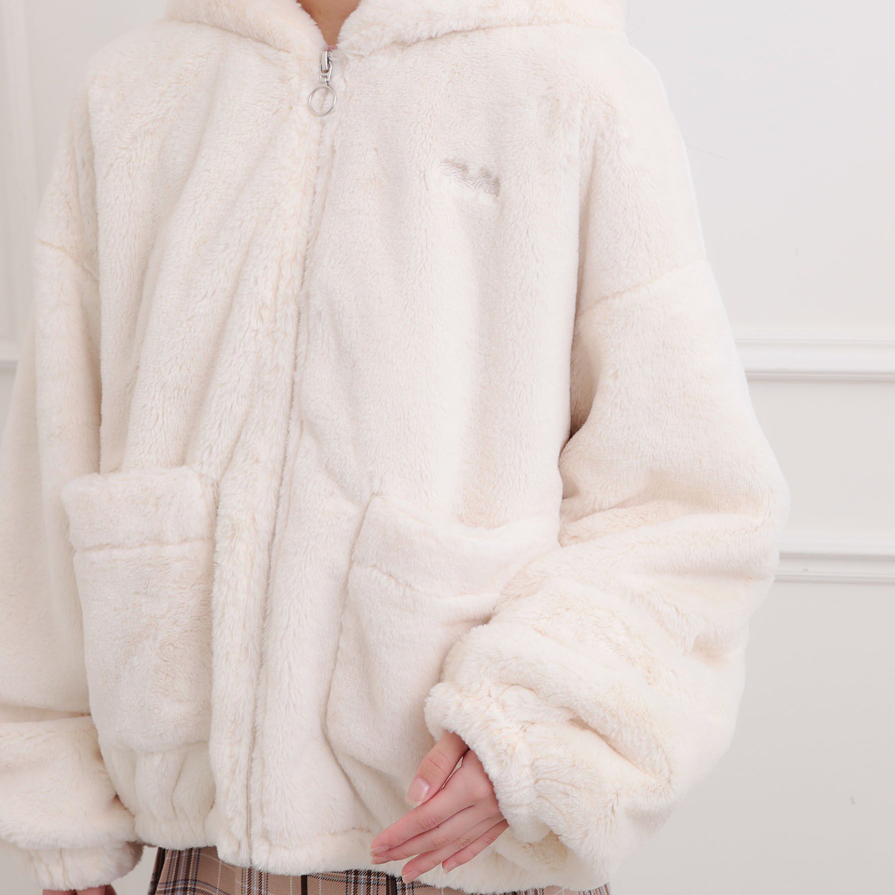 PINK-latte「フード付きフェイクファーブルゾン」|ブルゾン・スタジャン|