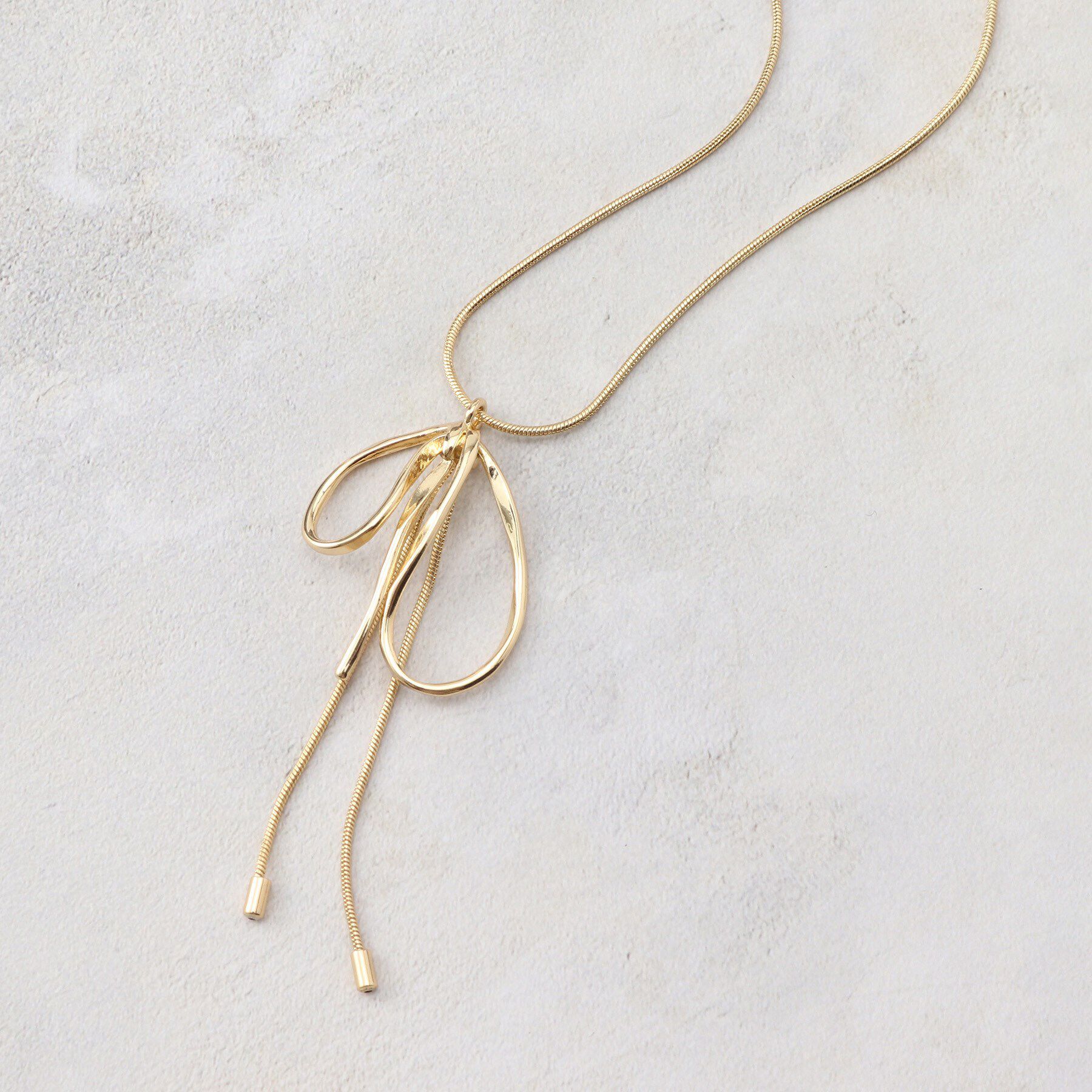 THE SHOP TK「リボンスネークネックレス」|ネックレス|ゴールド(007)