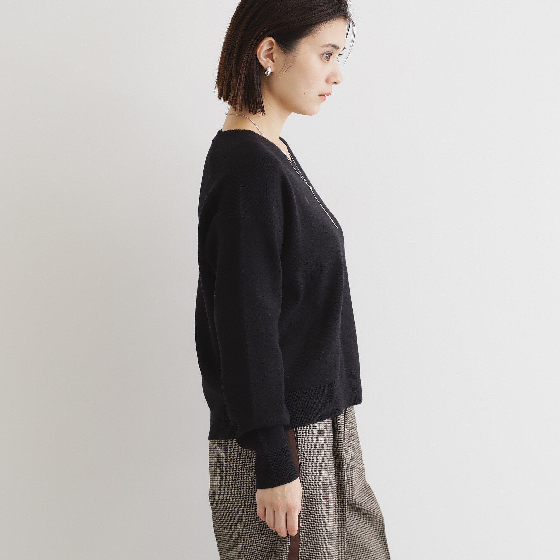 THE SHOP TK「【毛玉になりにくい／静電気防止】Vネックニット／洗える」|ニット・セーター|