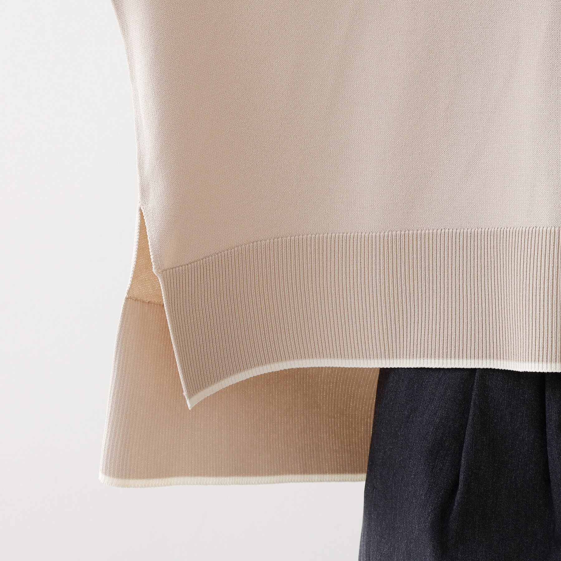 THE SHOP TK「Vネックドルマンニット【毛玉になりにくい/洗濯機OK】」|ニット・セーター|