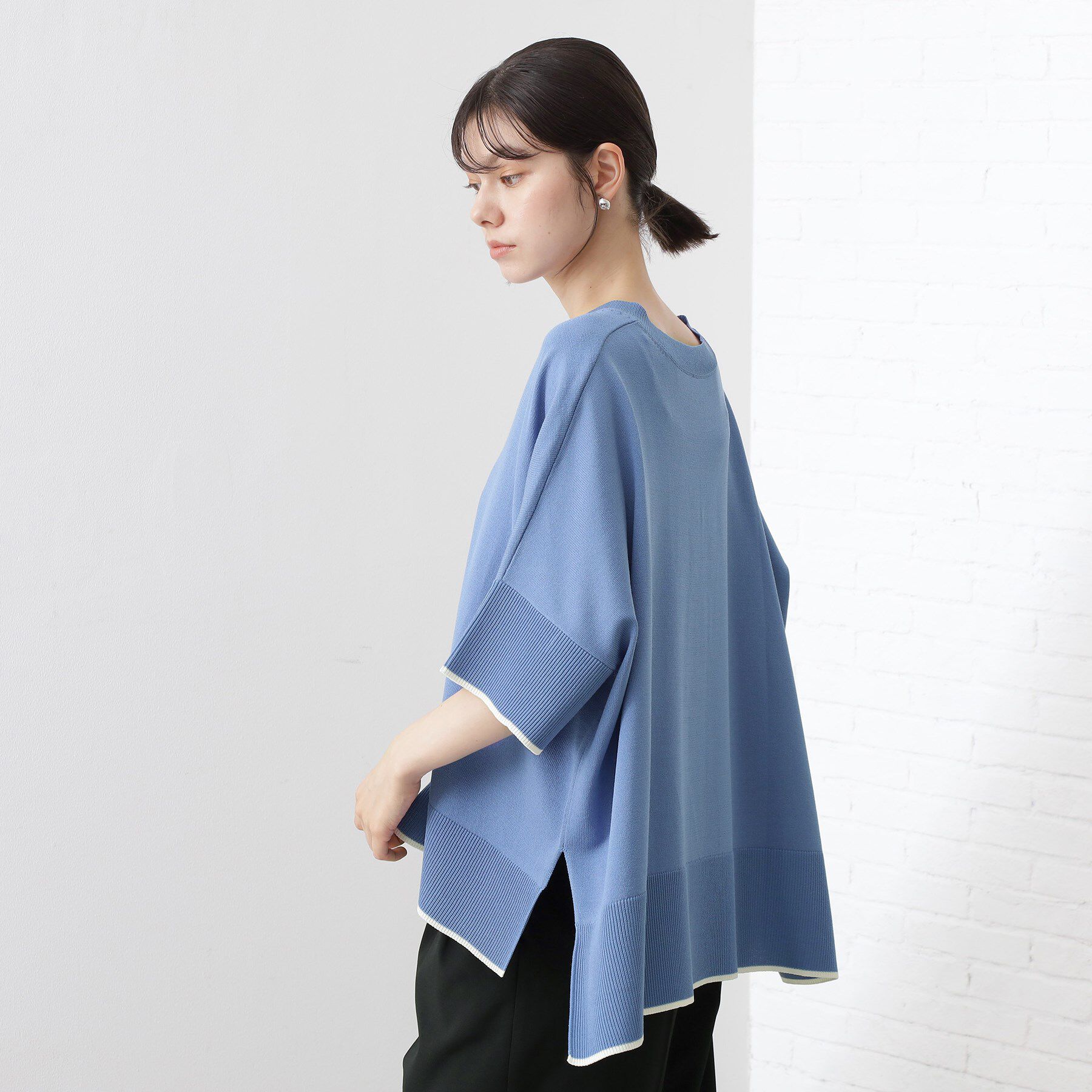 THE SHOP TK「Vネックドルマンニット【毛玉になりにくい/洗濯機OK】」|ニット・セーター|