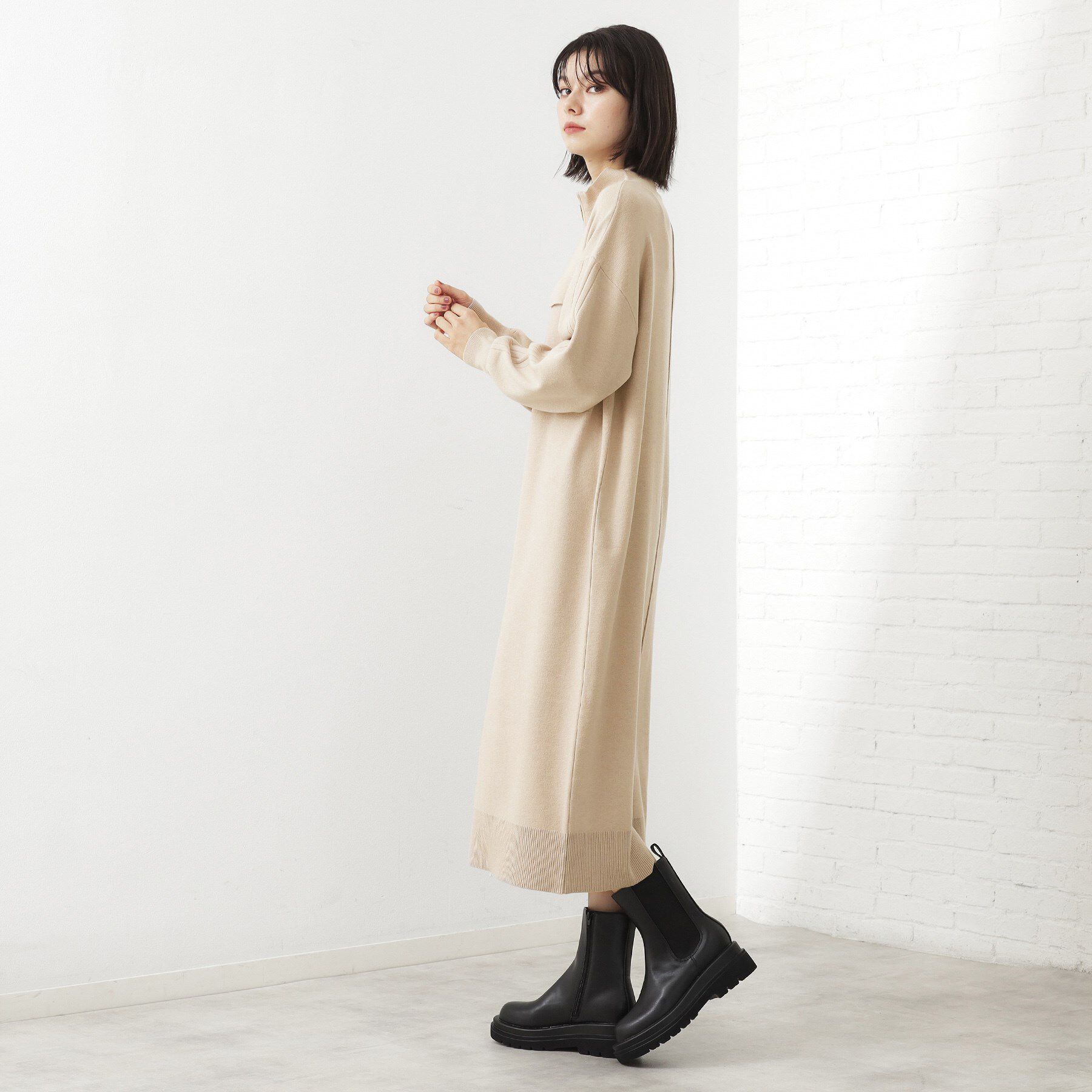 THE SHOP TK「1枚でこなれ見え ハーフZIPワンピース【毛玉になりにくい/静電気防止/洗濯機OK】」|ワンピース|