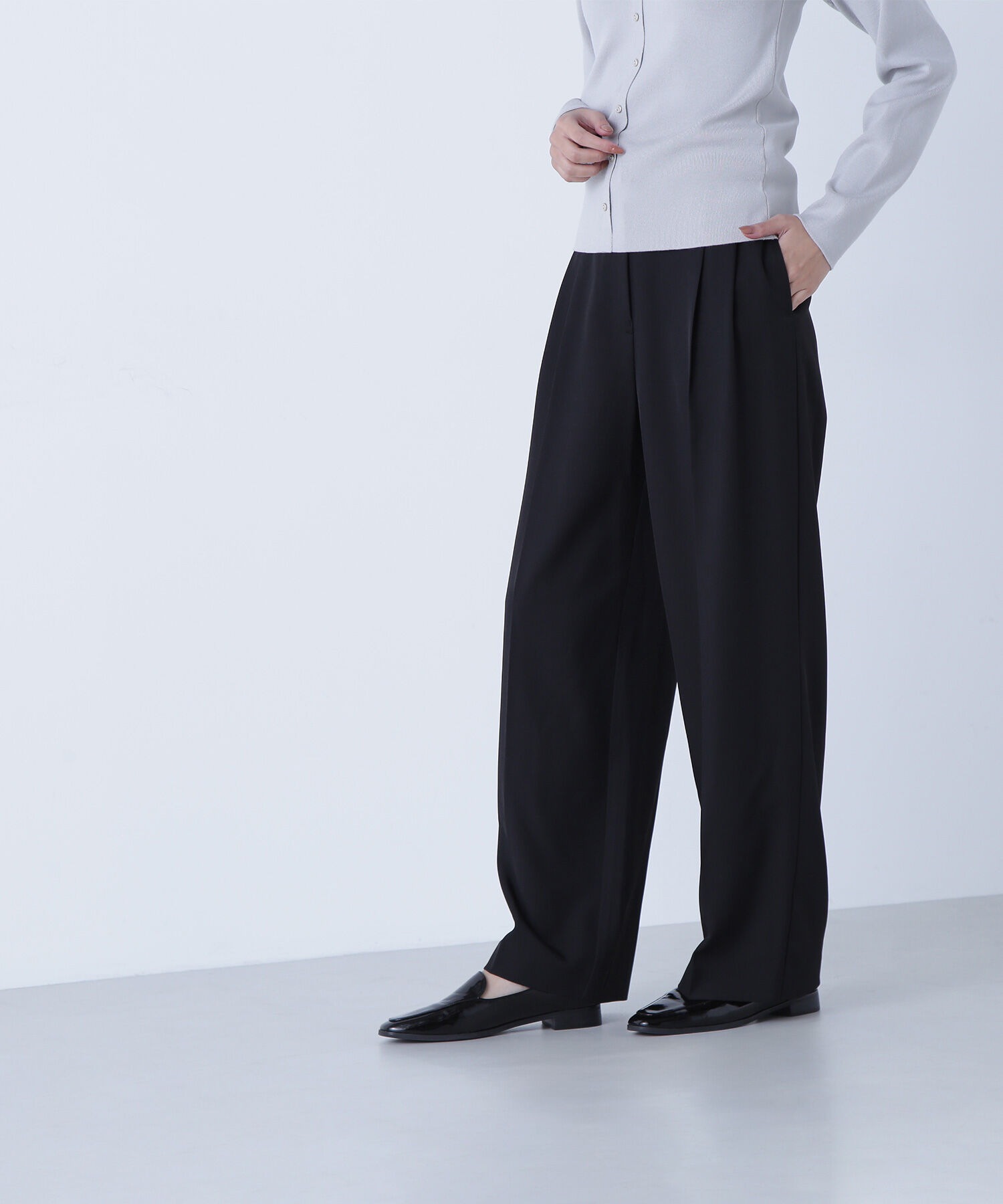  「くびれ仕込みベルテッドパンツ」|その他|