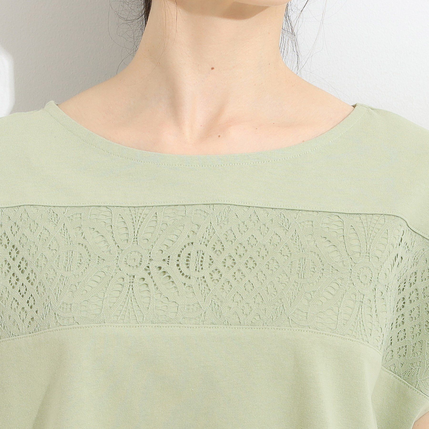 SHOO･LA･RUE「【洗える/S-LL/体型カバー】レース使いが華やか フレンチスリーブコットンTシャツ」|Tシャツ・カットソー|