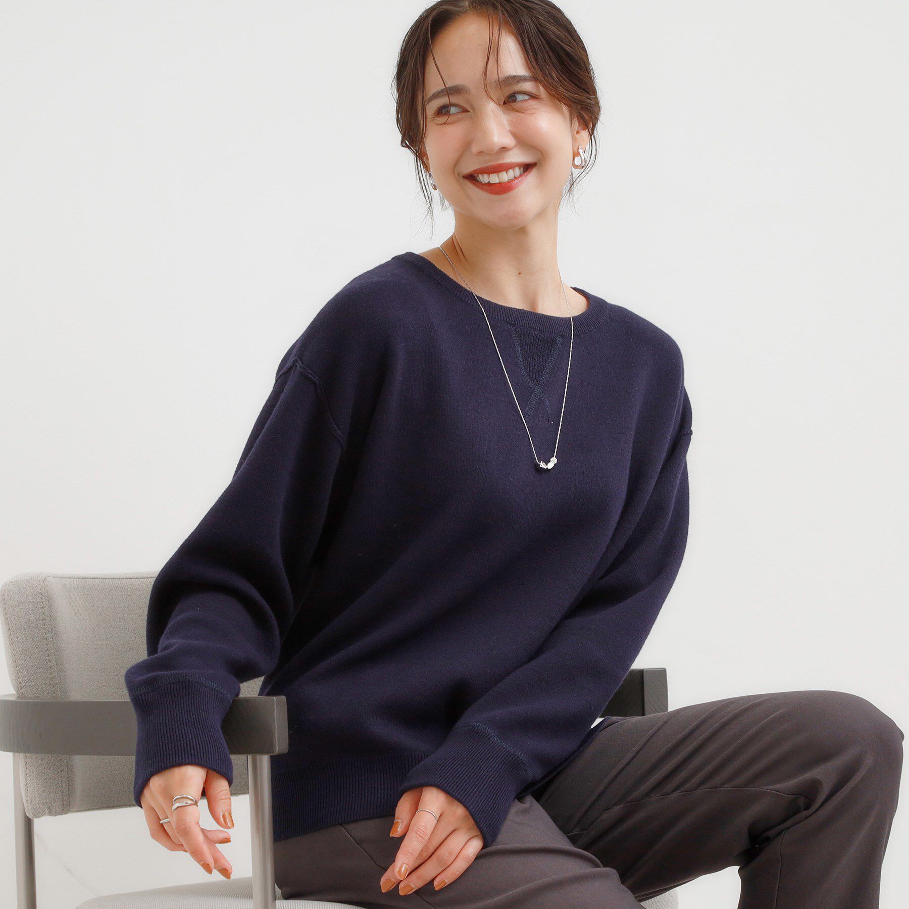 SHOO･LA･RUE「【洗濯機可/ちくちくしにくい】大人カジュアルを叶える スウェットライクニット」|ニット・セーター|ネイビー(094)