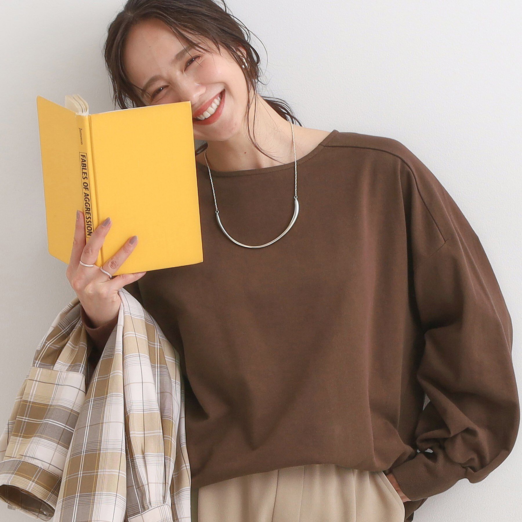 SHOO･LA･RUE「大人の抜け感 1枚で決まる ゆるロンT」|Tシャツ・カットソー|ブラウン(043)