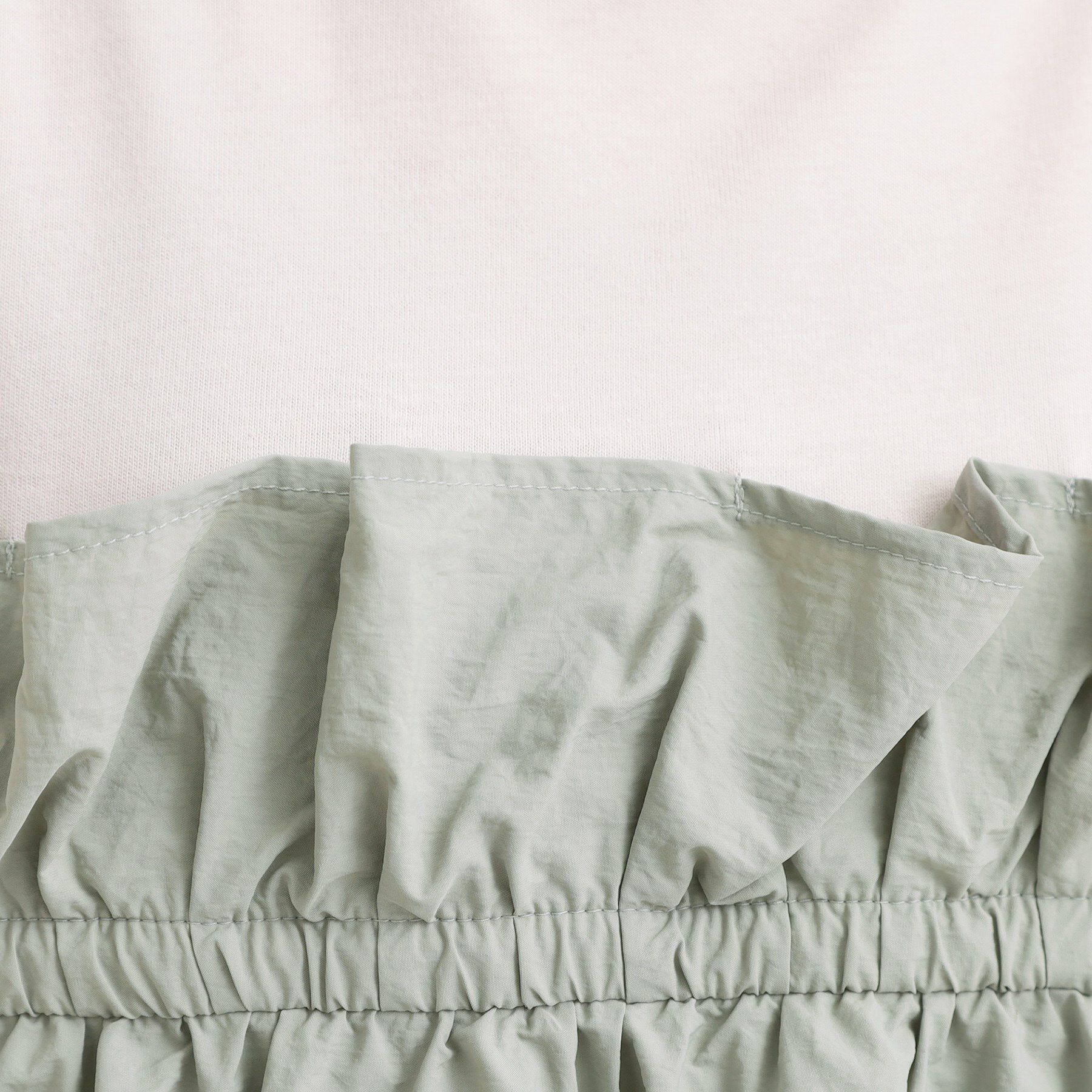 SHOO･LA･RUE「【洗濯機可/S-LL】1枚で華やか フリルドッキングトップス」|Tシャツ・カットソー|